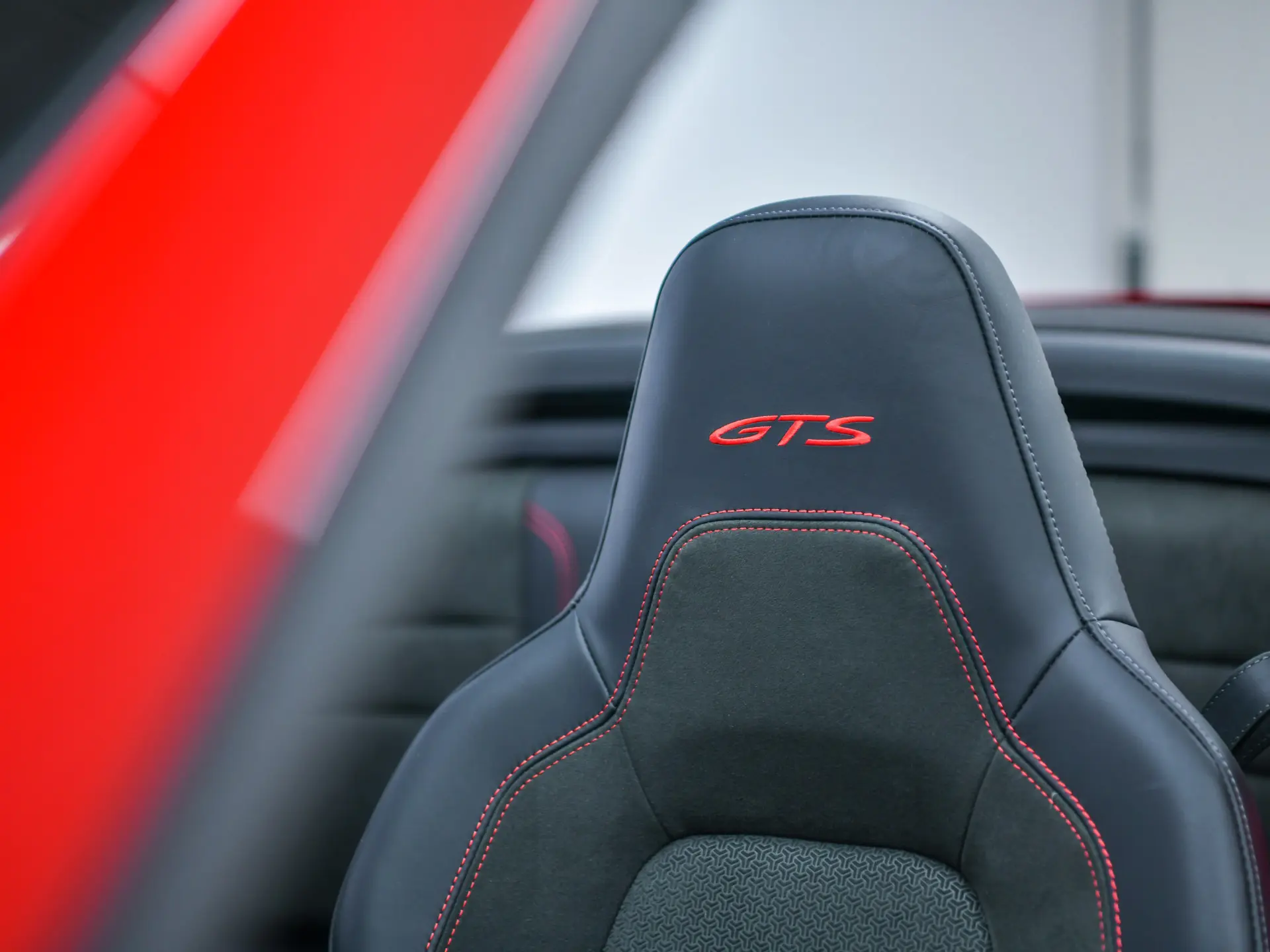 911 Carrera 4 GTS Cabriolet