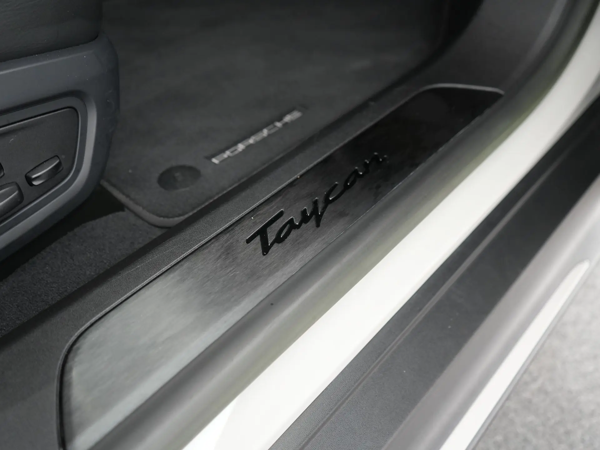 Taycan Sport Turismo