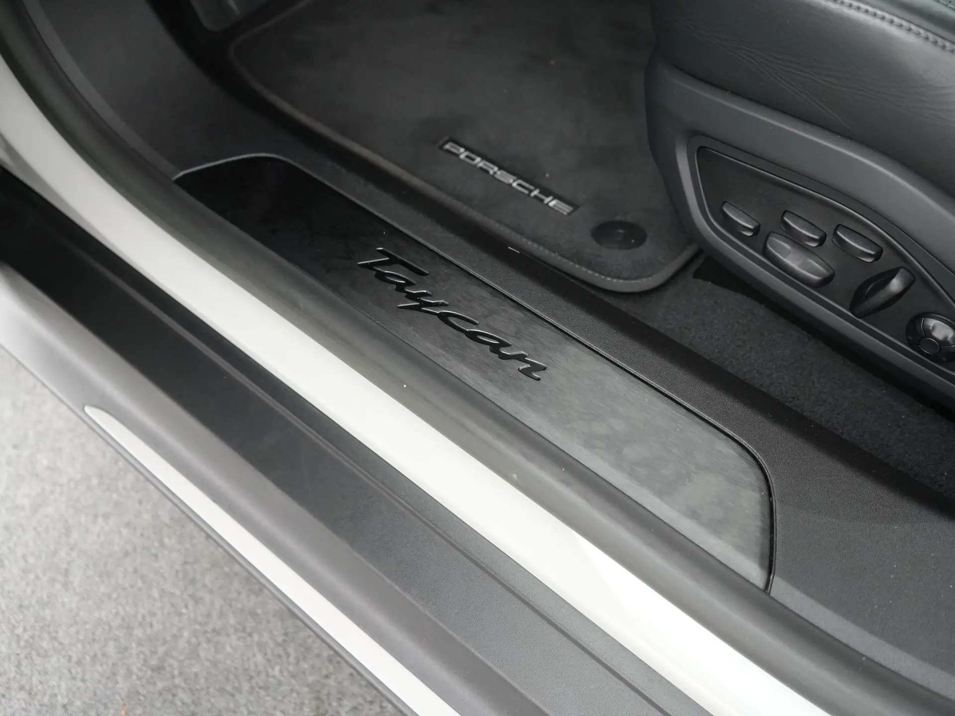 Taycan Sport Turismo