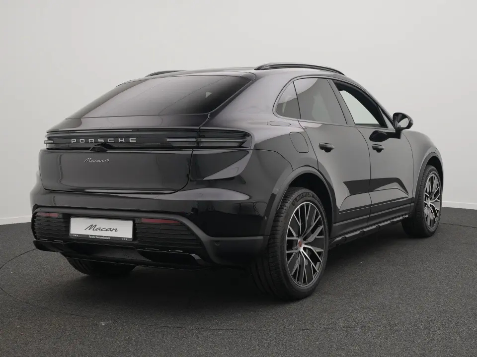 Macan 4