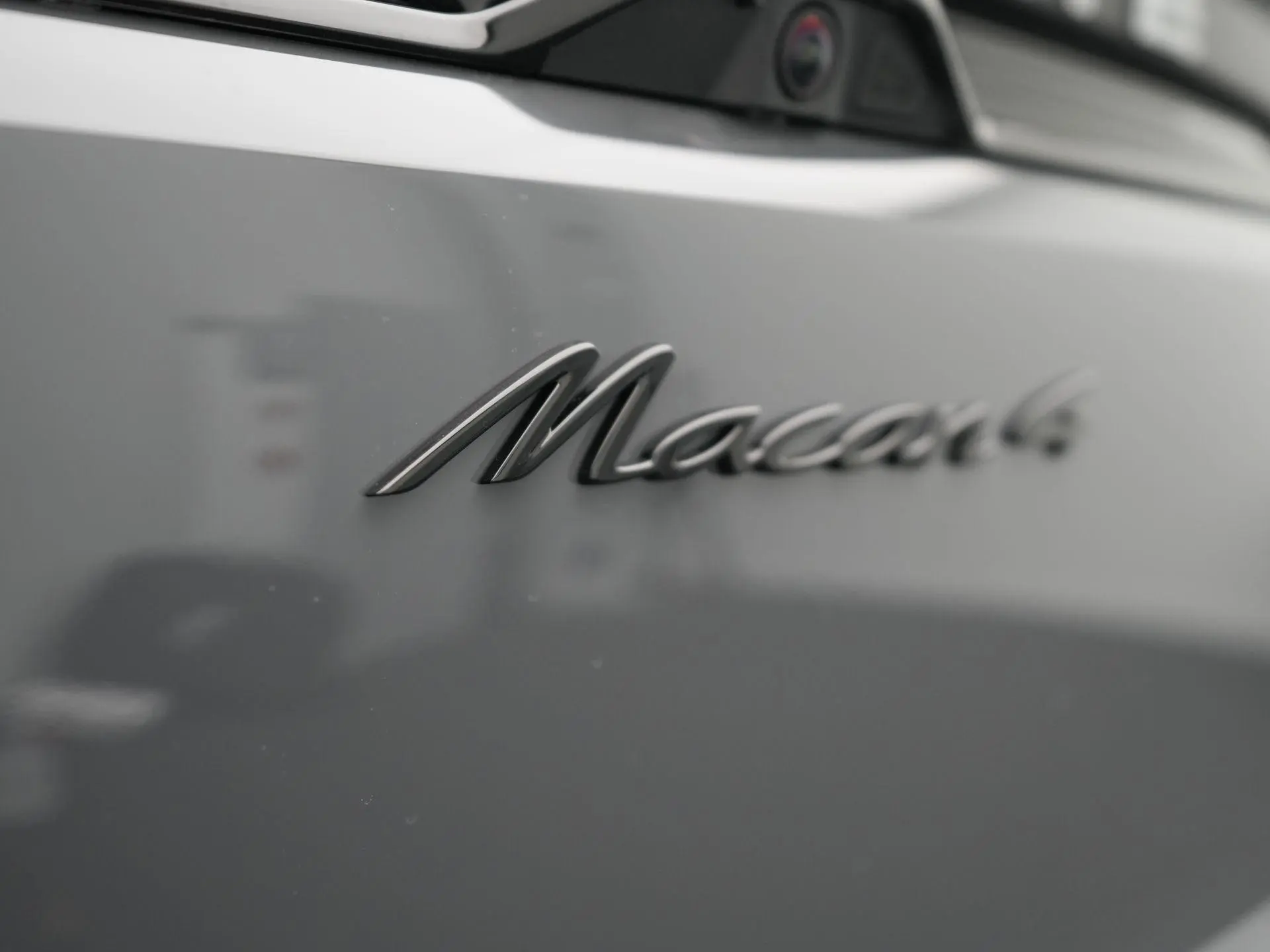 Macan 4