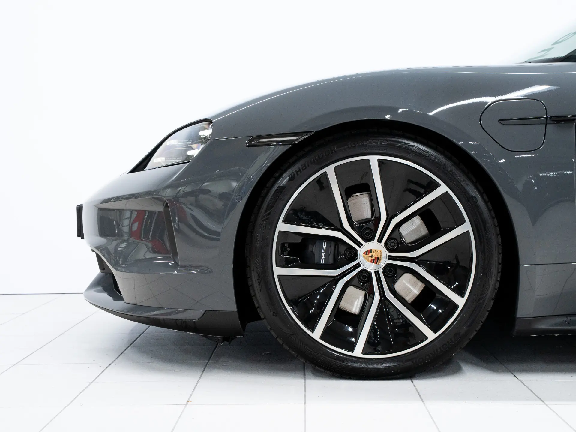 Taycan Black Edition