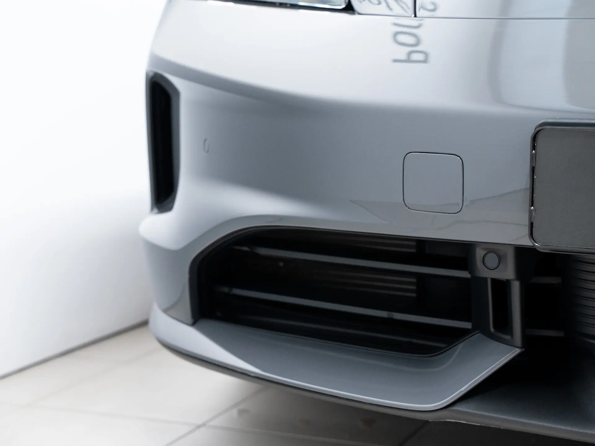 Taycan Black Edition