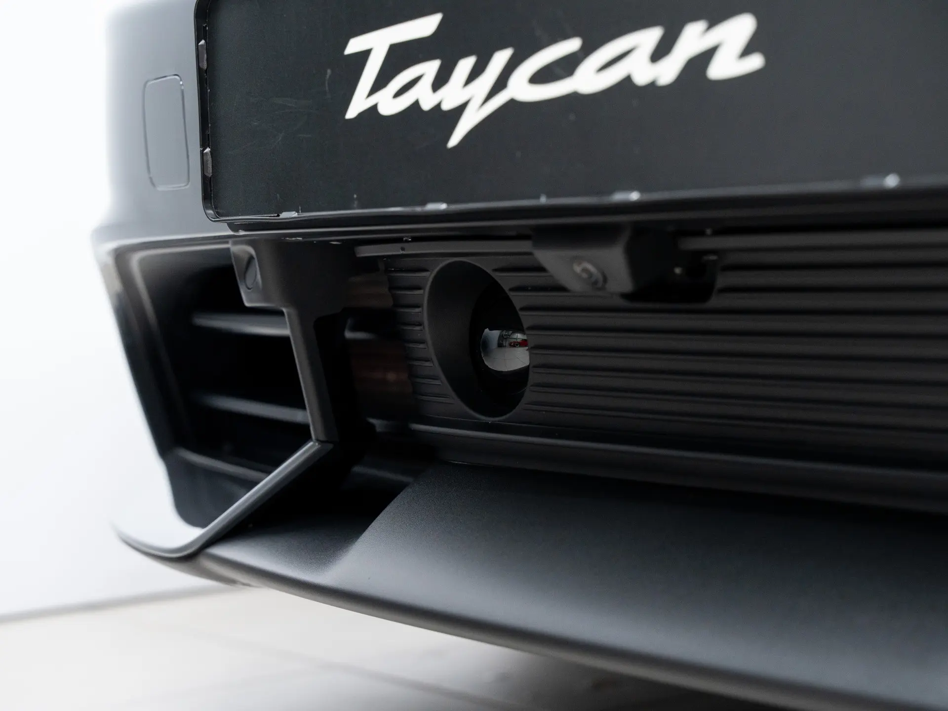 Taycan Black Edition