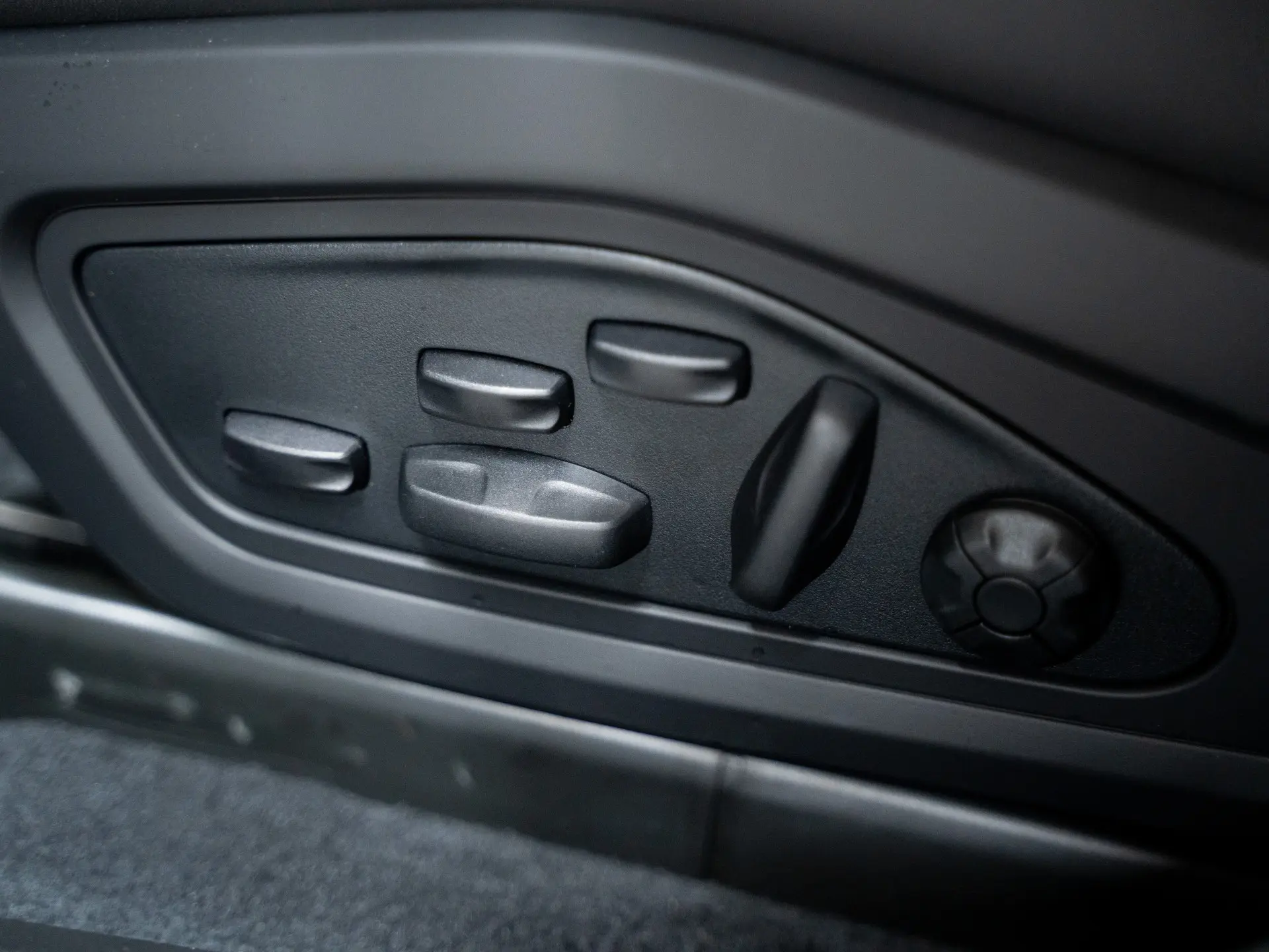 Taycan Black Edition