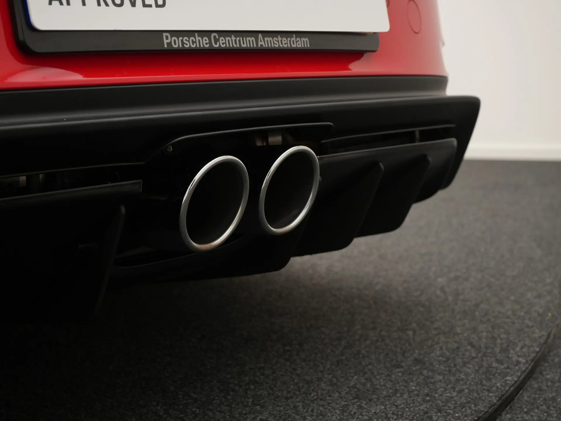 911 GT3 Touring MJ2022