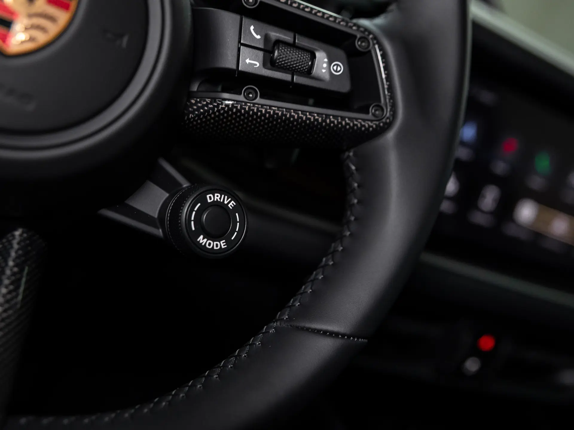 Cayenne E-Hybrid Black Edition