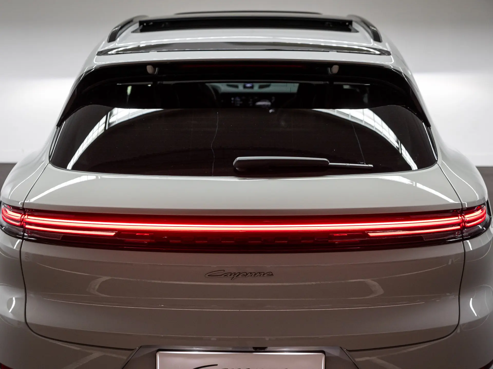 Cayenne E-Hybrid Black Edition