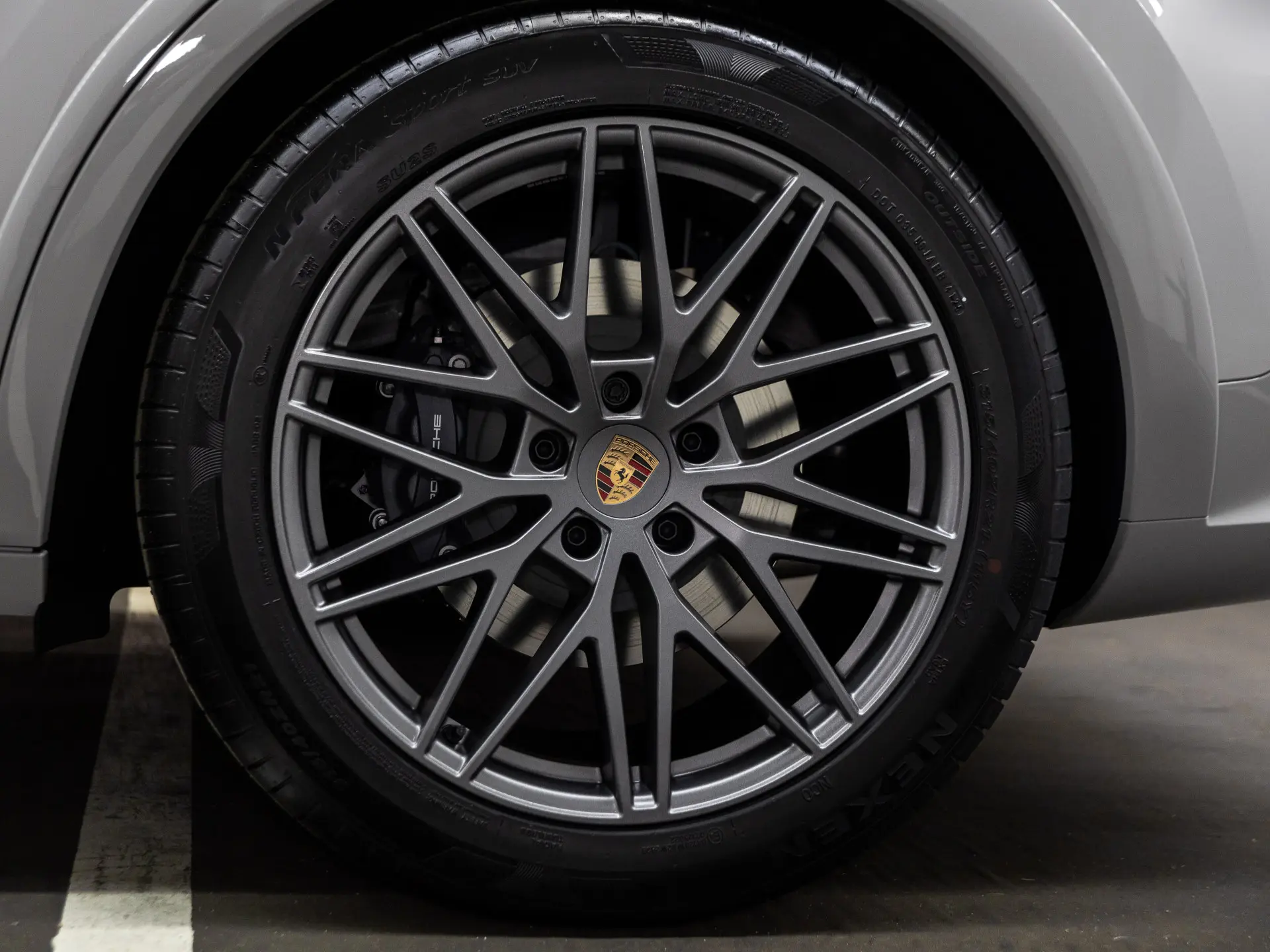 Cayenne E-Hybrid Black Edition