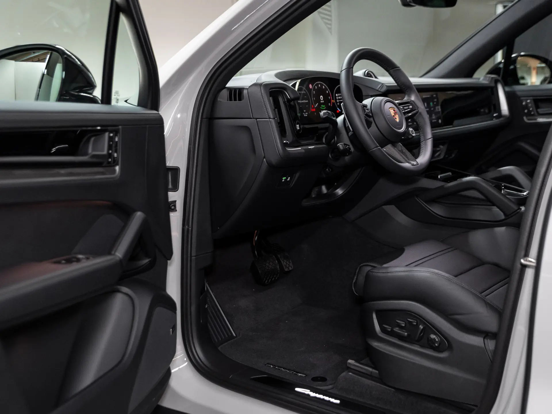 Cayenne E-Hybrid Black Edition