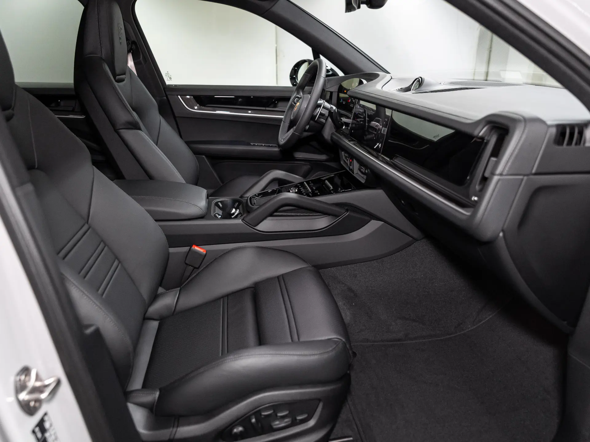 Cayenne E-Hybrid Black Edition