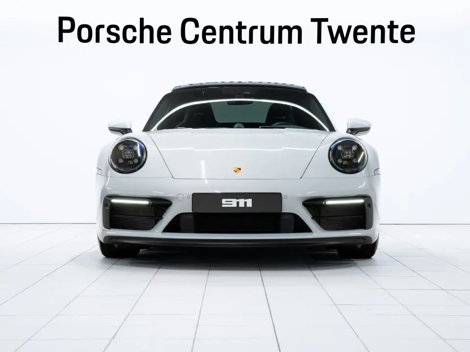Porsche 911 Carrera GTS