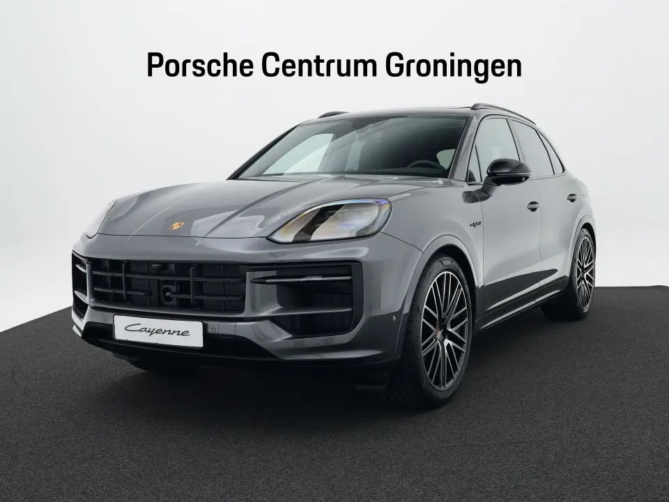 Porsche Cayenne E-Hybrid Black Edition