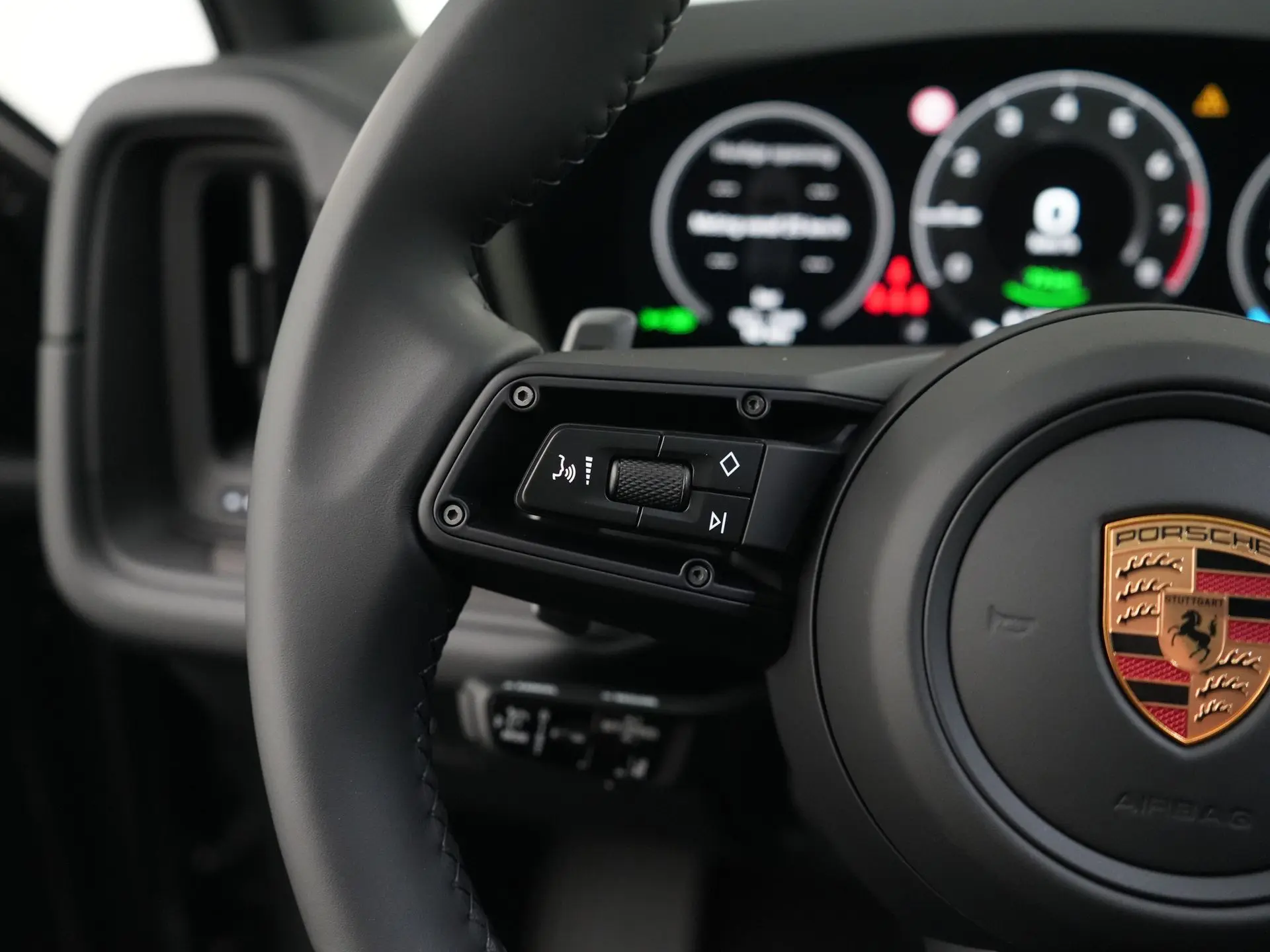 Cayenne E-Hybrid Black Edition