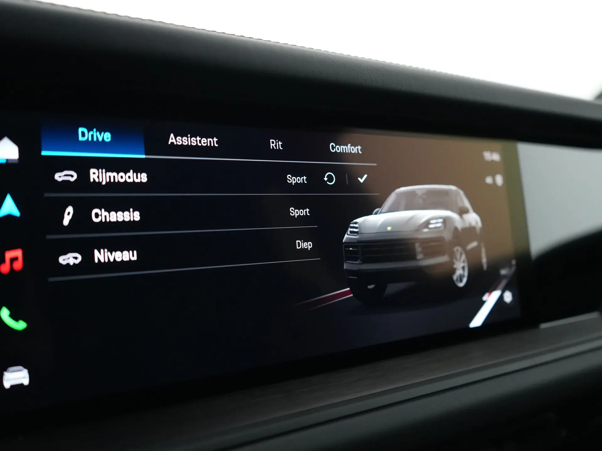 Cayenne E-Hybrid Black Edition