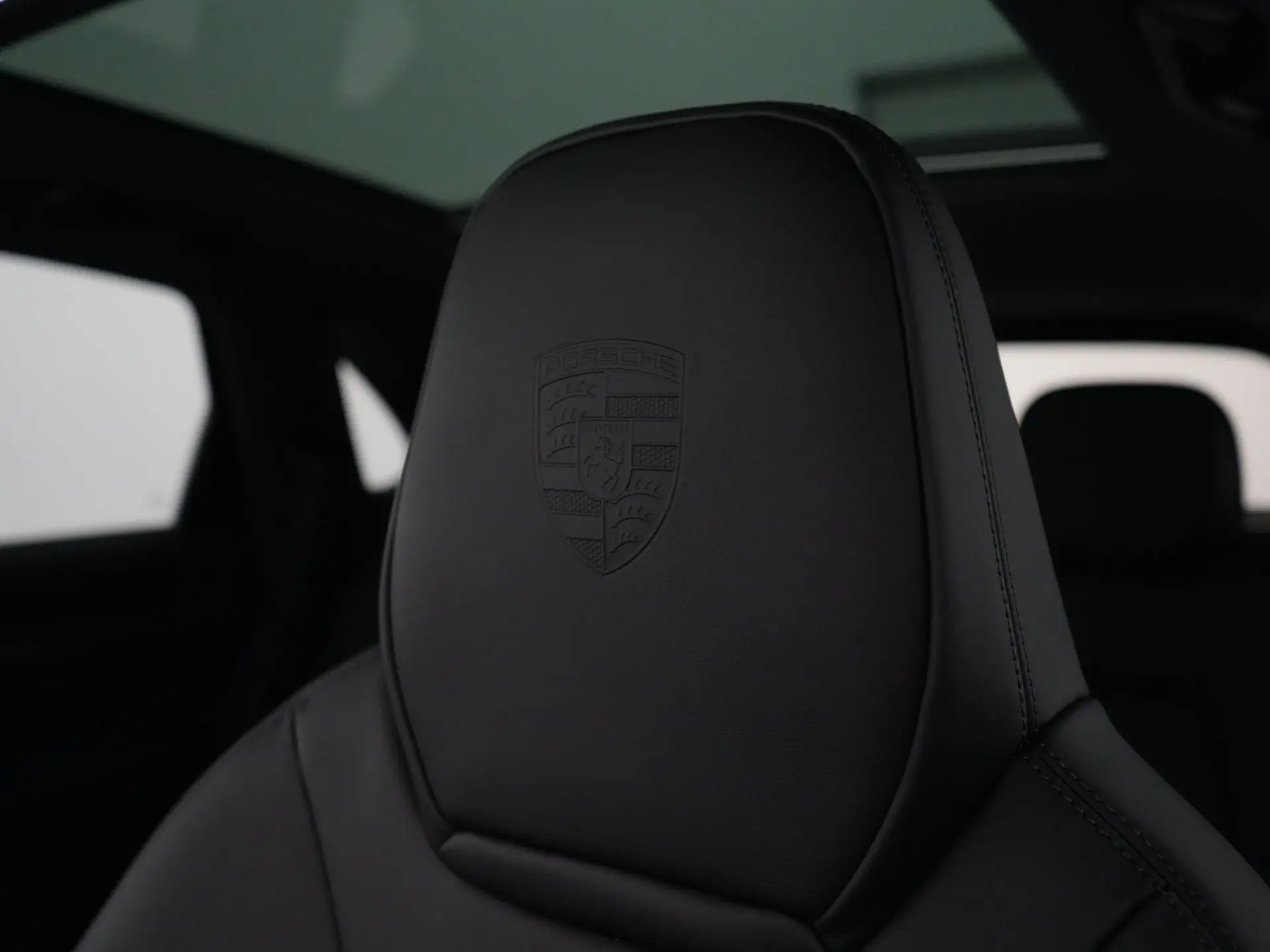 Cayenne E-Hybrid Black Edition