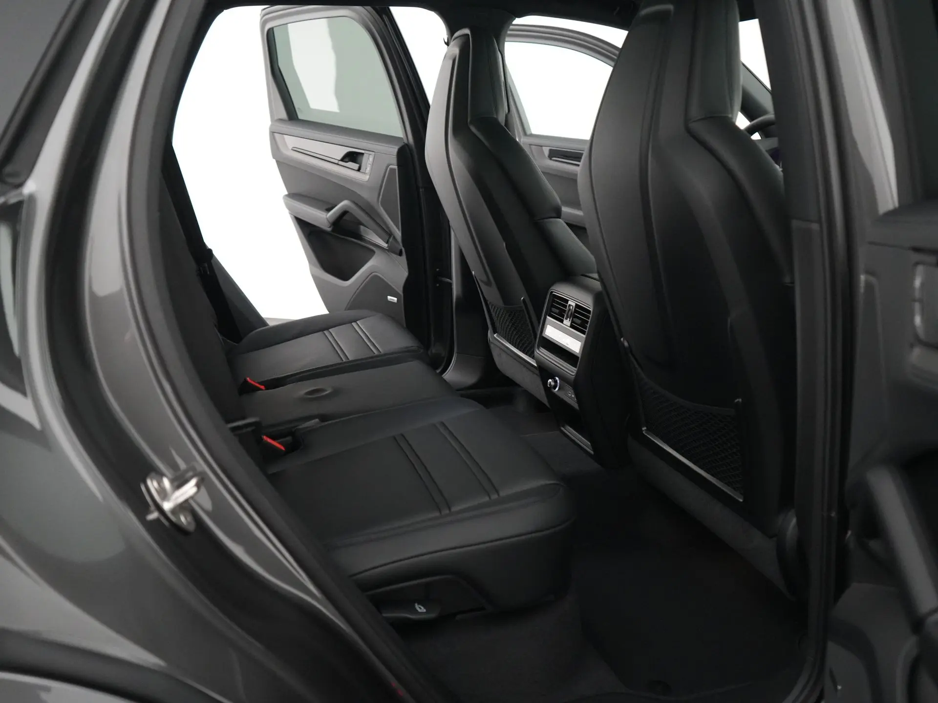 Cayenne E-Hybrid Black Edition