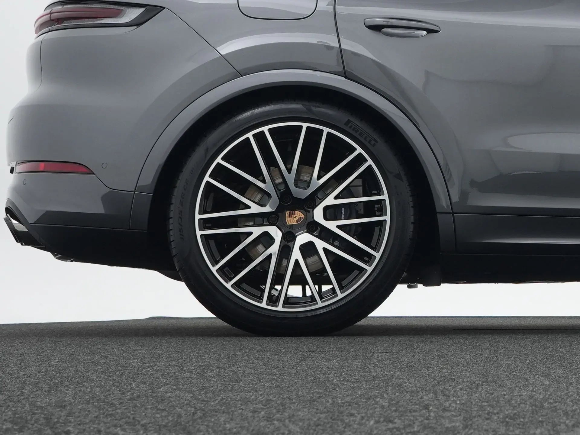 Cayenne E-Hybrid Black Edition