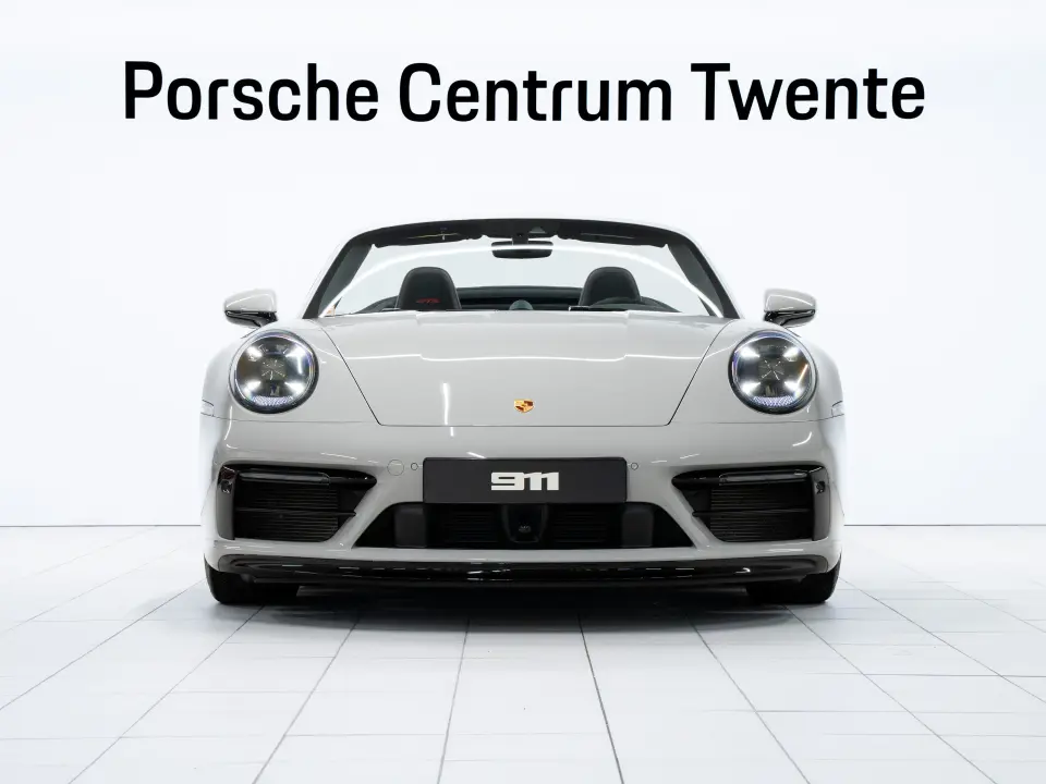 Porsche 911 Carrera 4 GTS Cabriolet