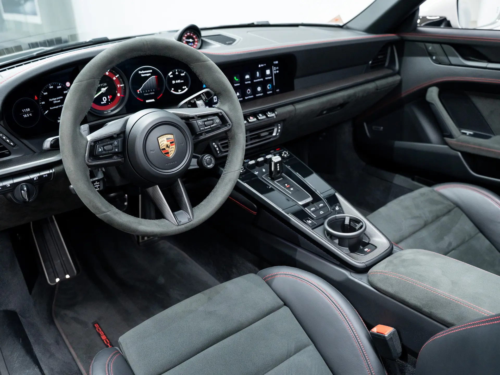 911 Carrera 4 GTS Cabriolet