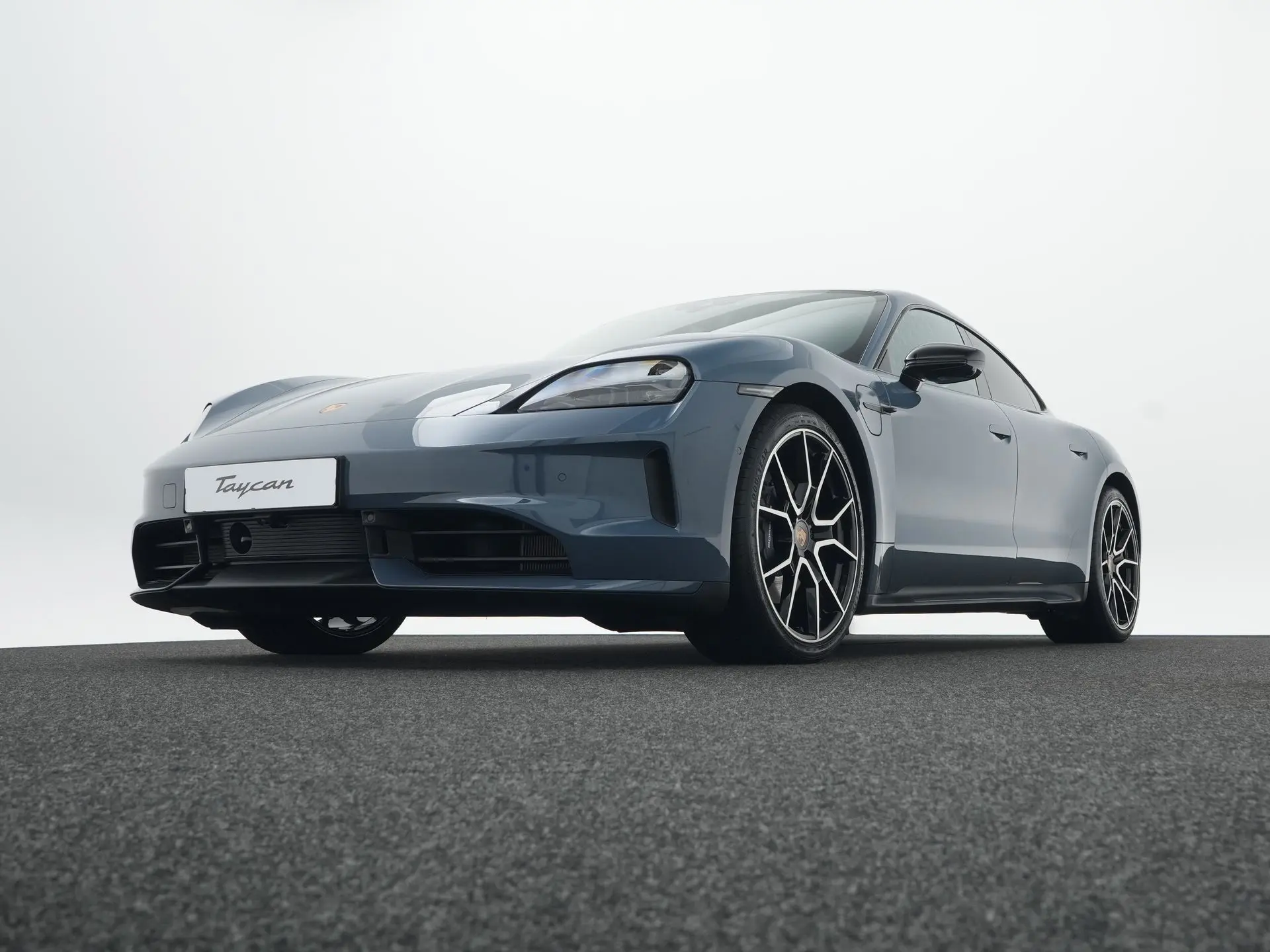 Taycan Black Edition