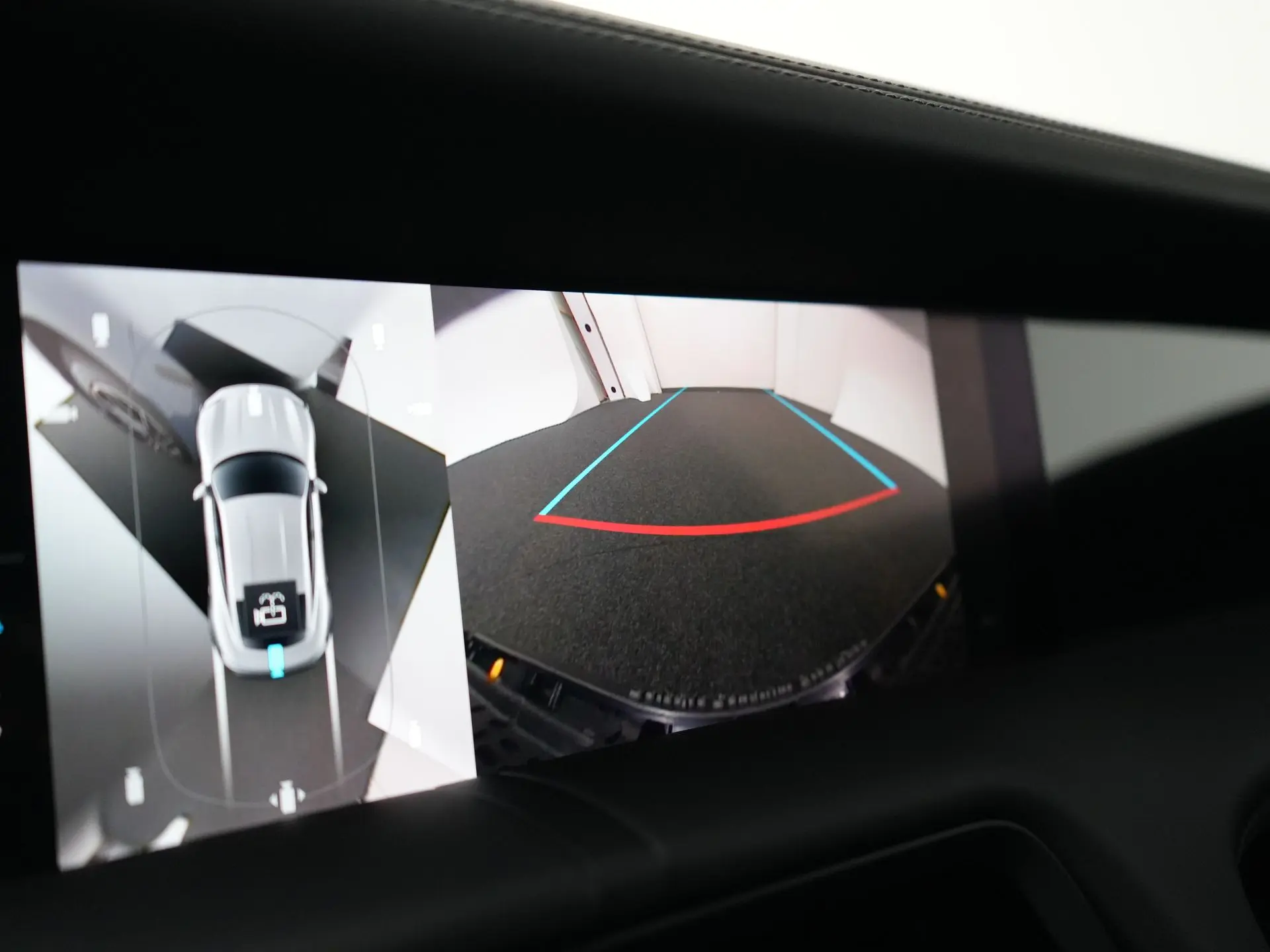 Taycan Black Edition