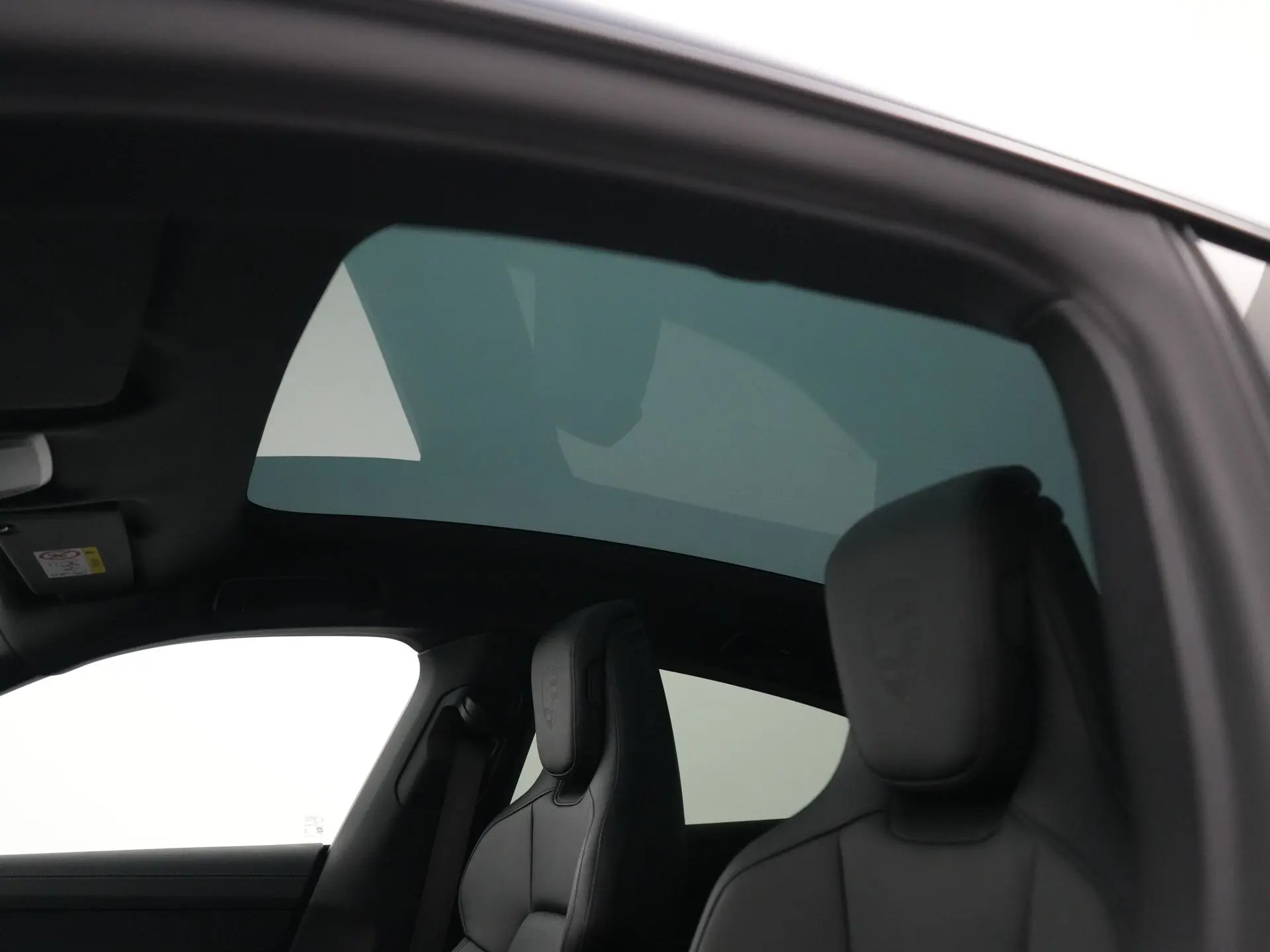 Taycan Black Edition