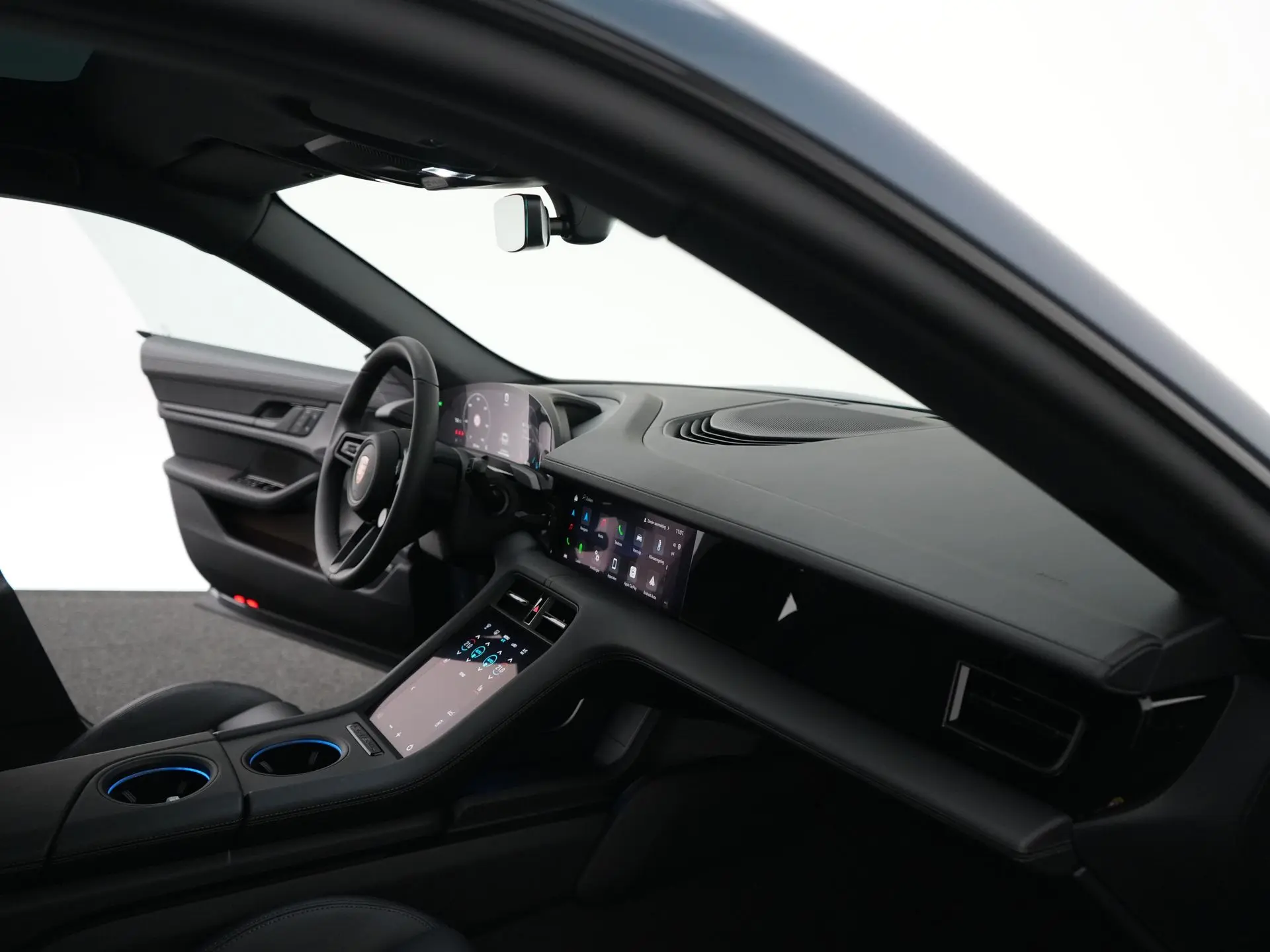 Taycan Black Edition