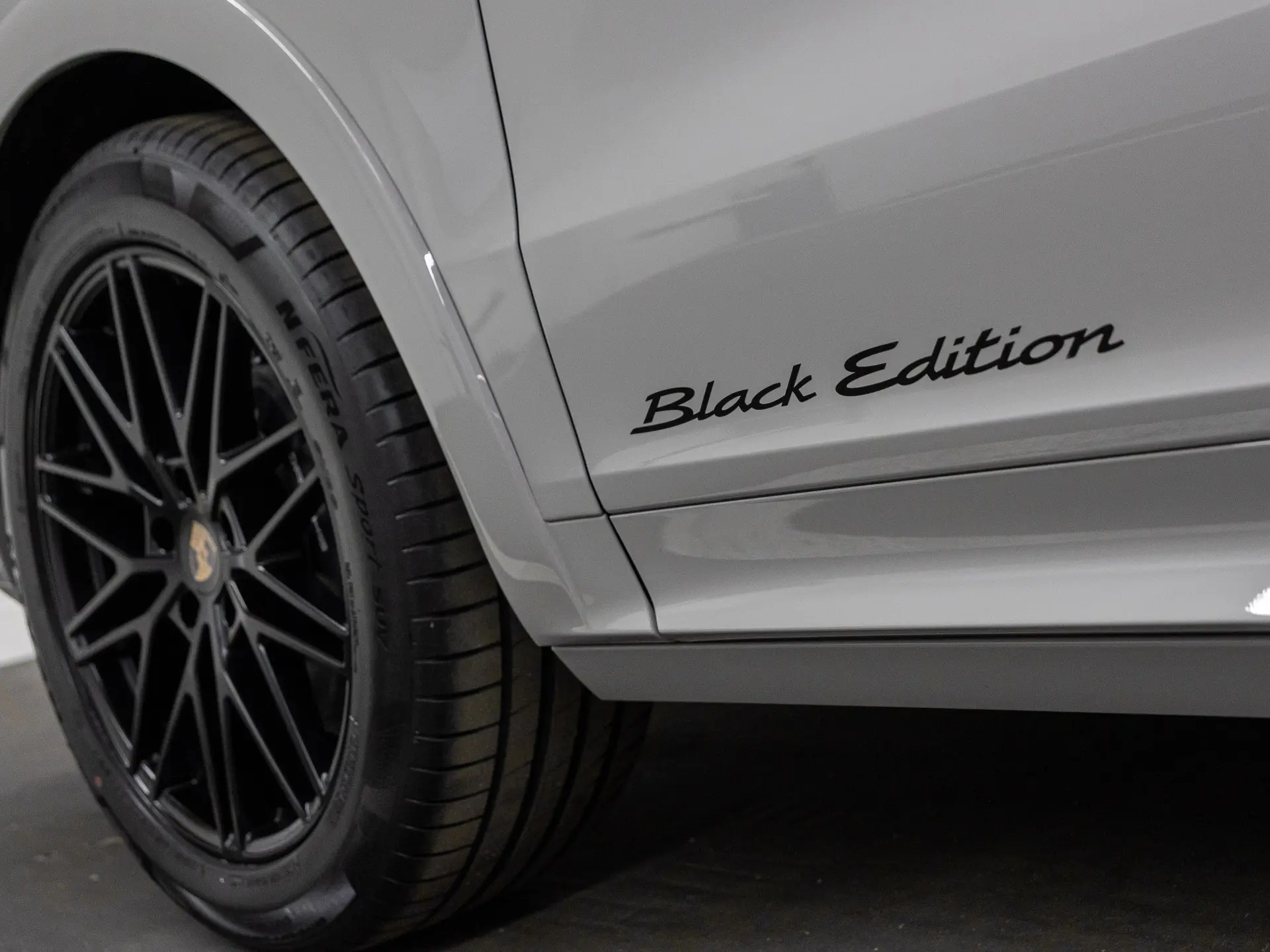 Cayenne E-Hybrid Black Edition Coupé