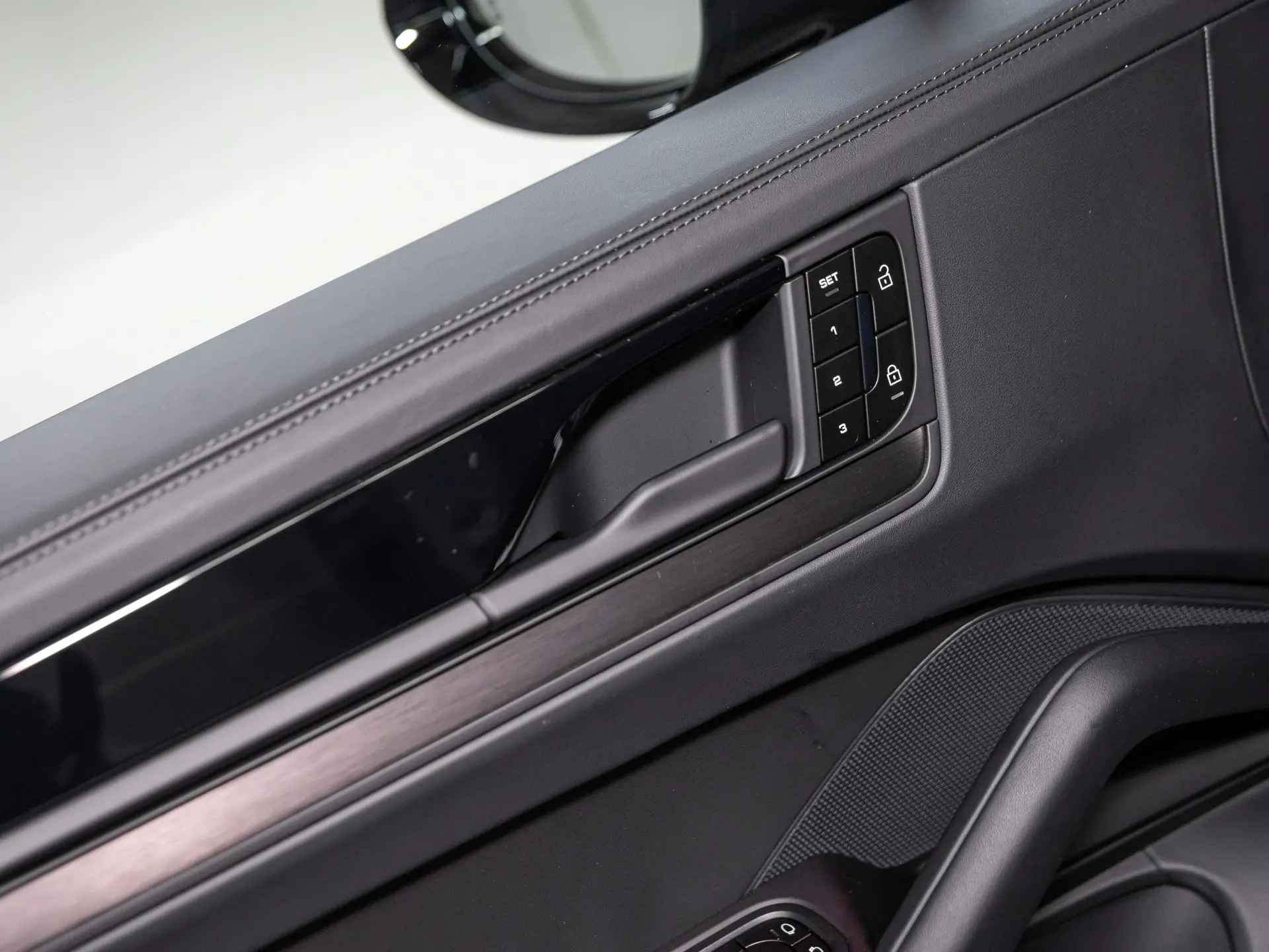 Cayenne E-Hybrid Black Edition Coupé