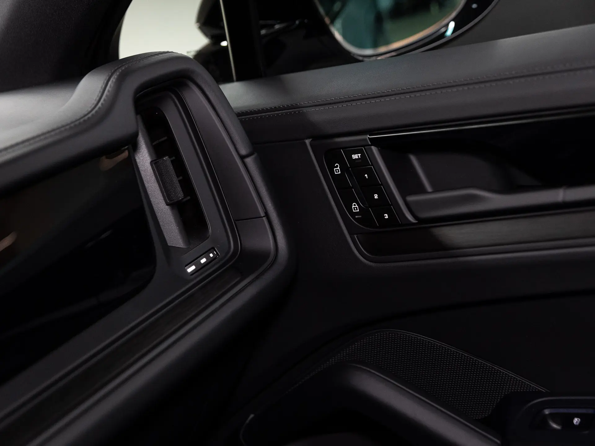 Cayenne E-Hybrid Black Edition Coupé