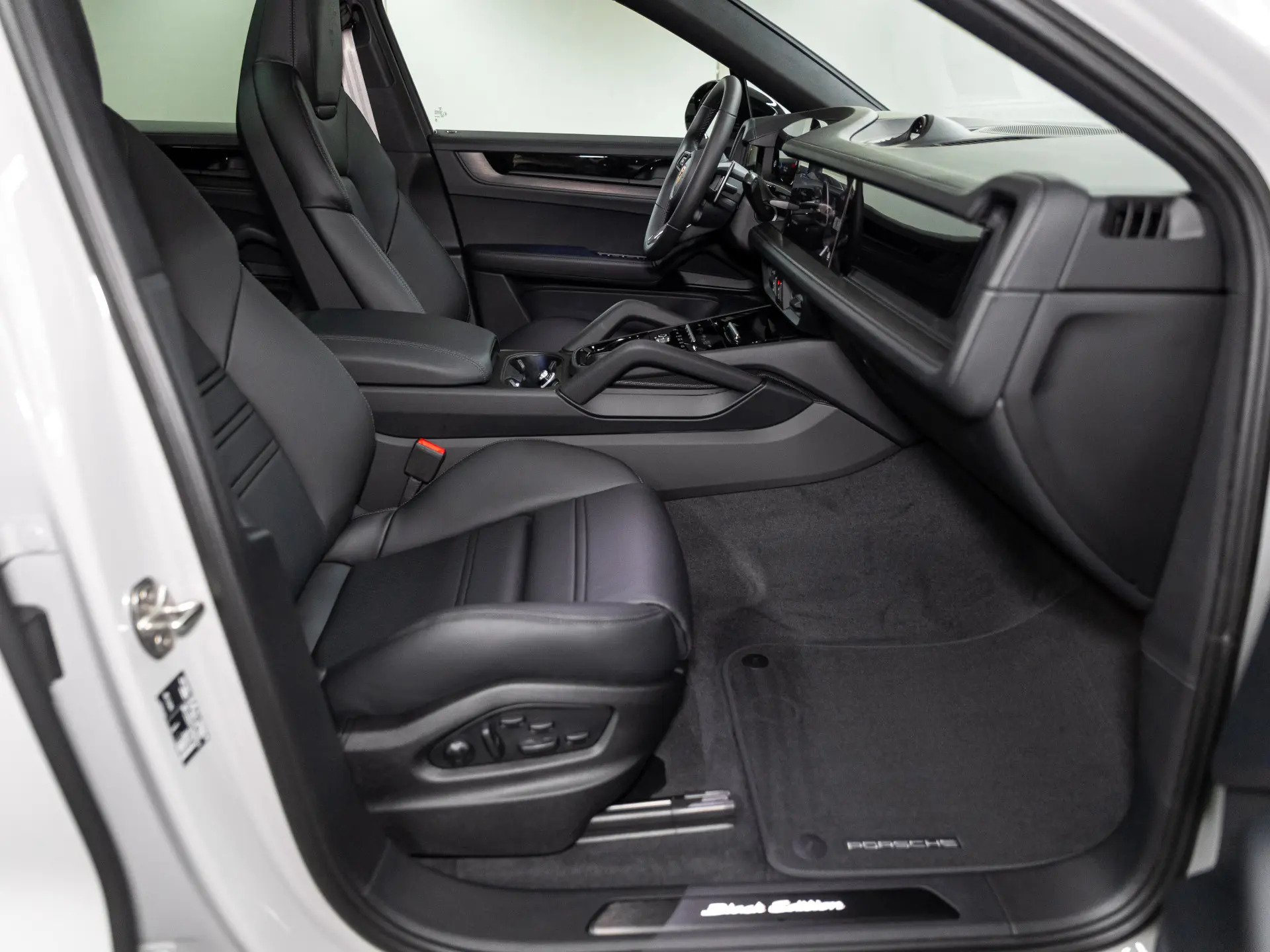 Cayenne E-Hybrid Black Edition Coupé