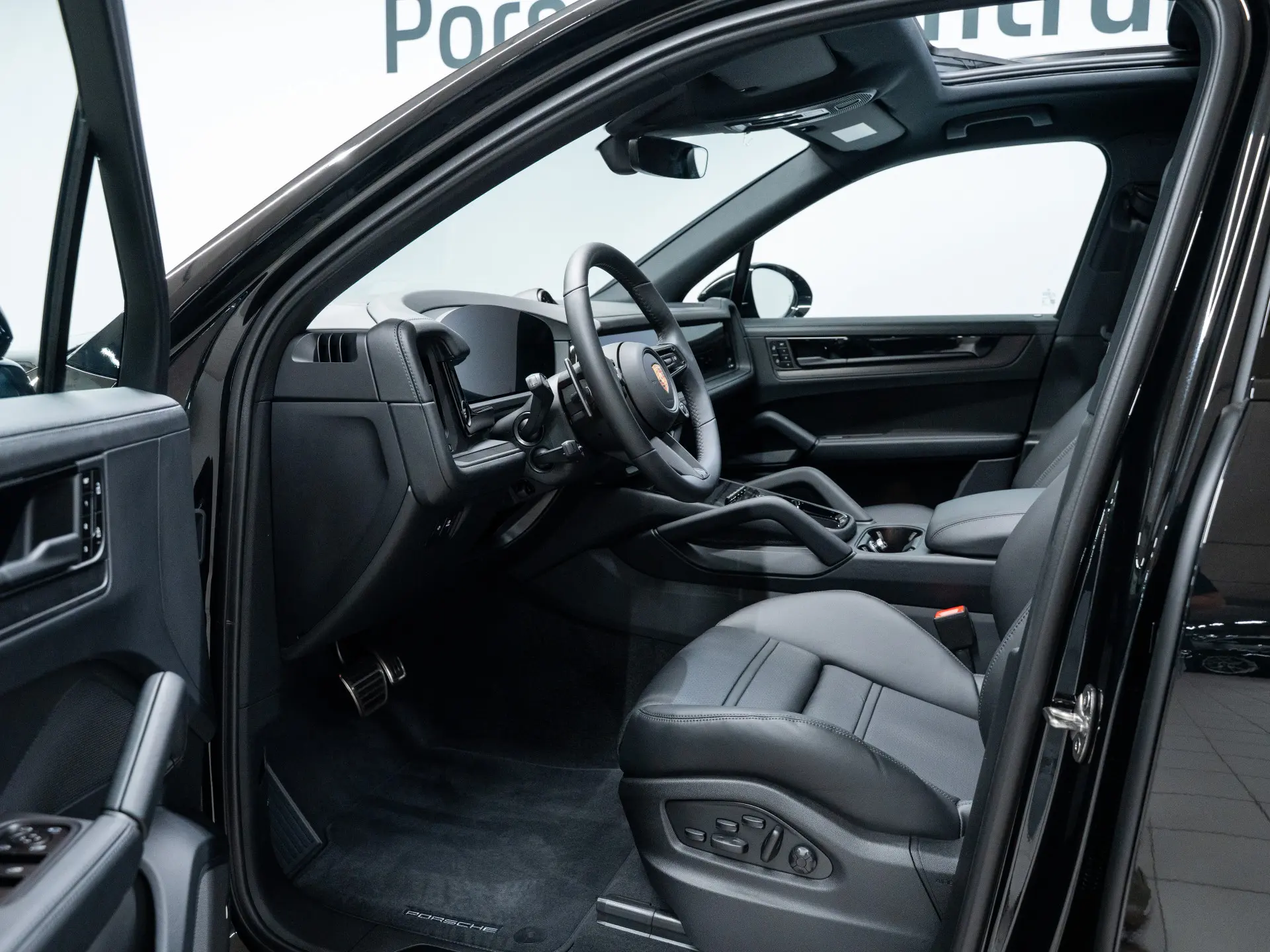 Cayenne E-Hybrid Black Edition