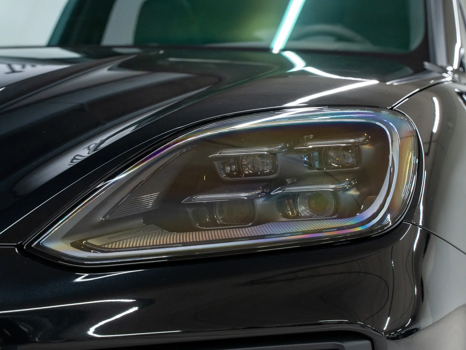 Cayenne E-Hybrid Black Edition