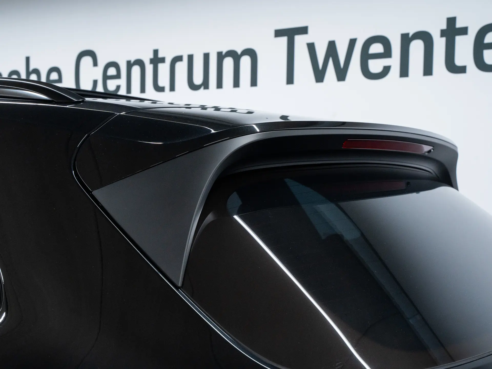 Cayenne E-Hybrid Black Edition