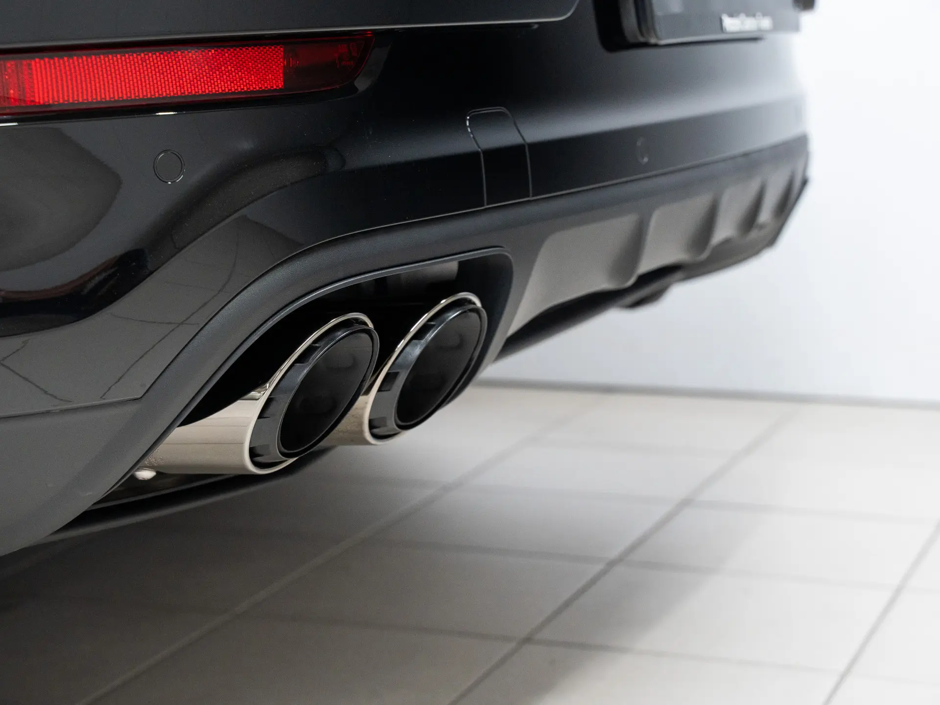 Cayenne E-Hybrid Black Edition