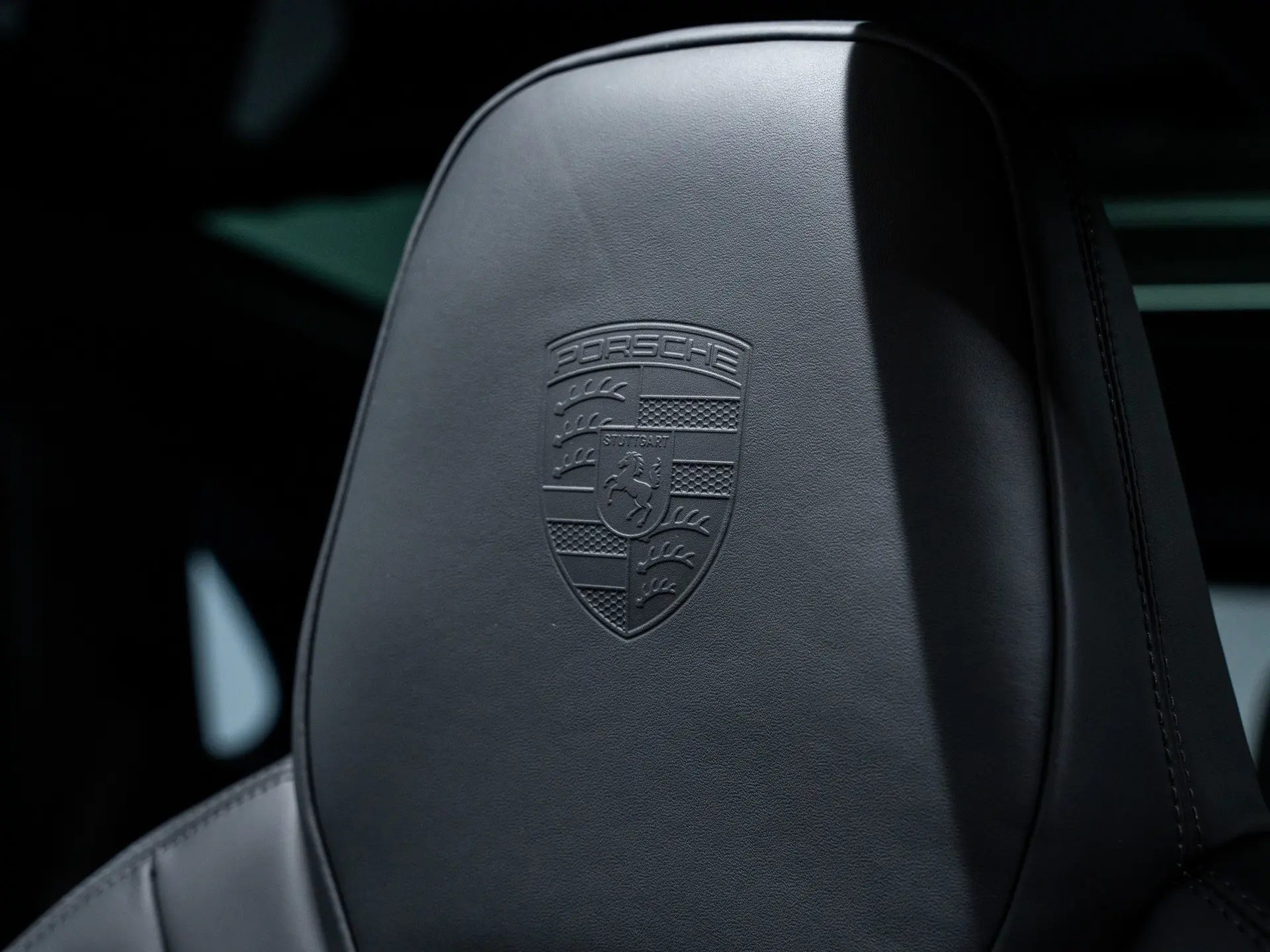 Cayenne E-Hybrid Black Edition