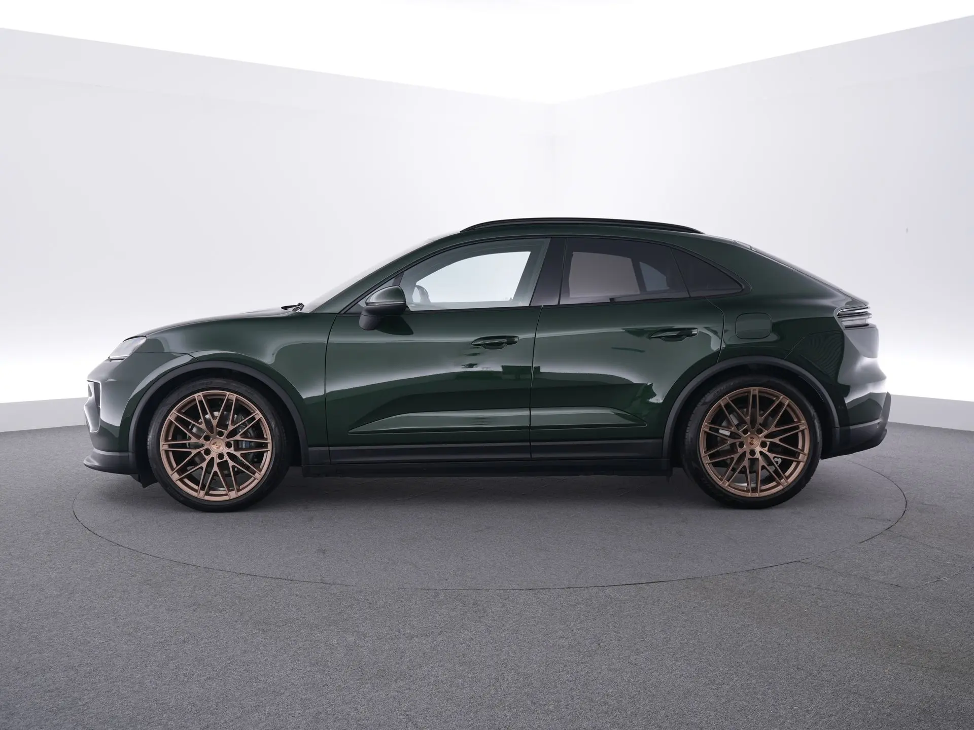Macan 4