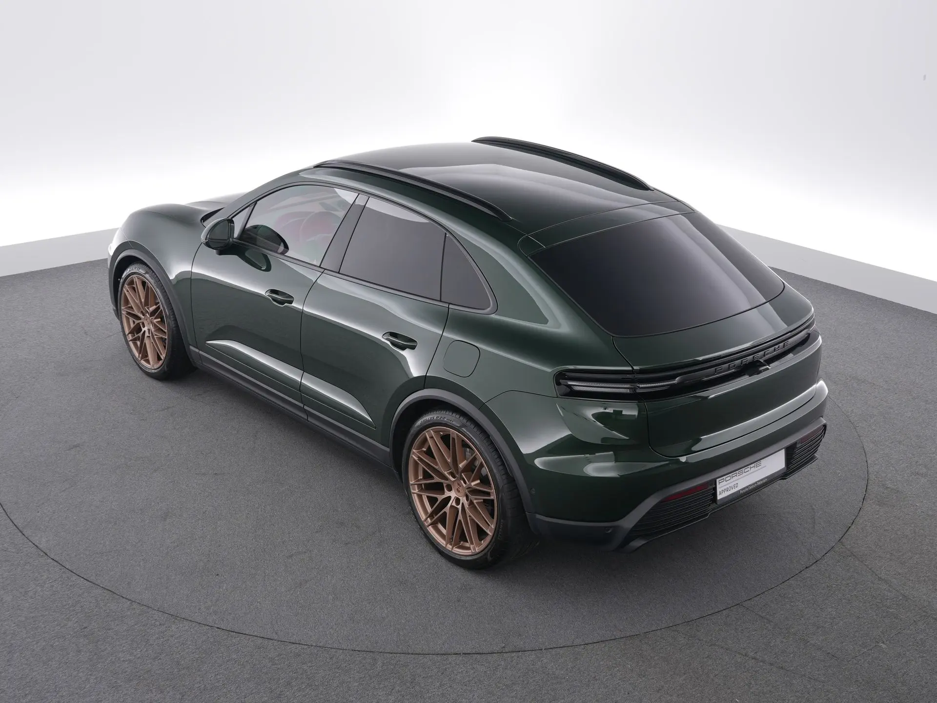 Macan 4