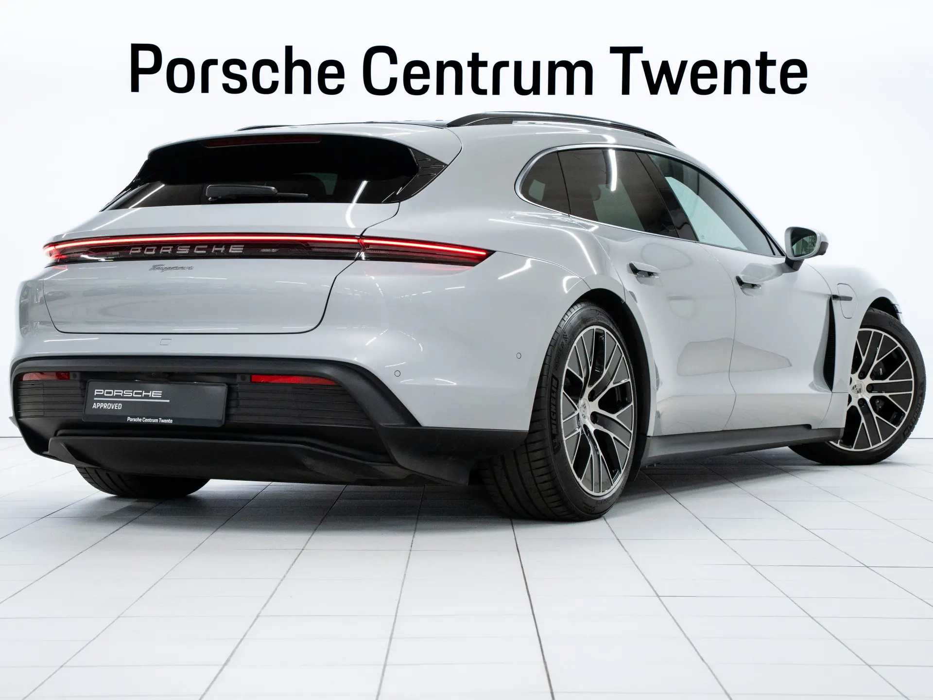 Taycan Sport Tursimo