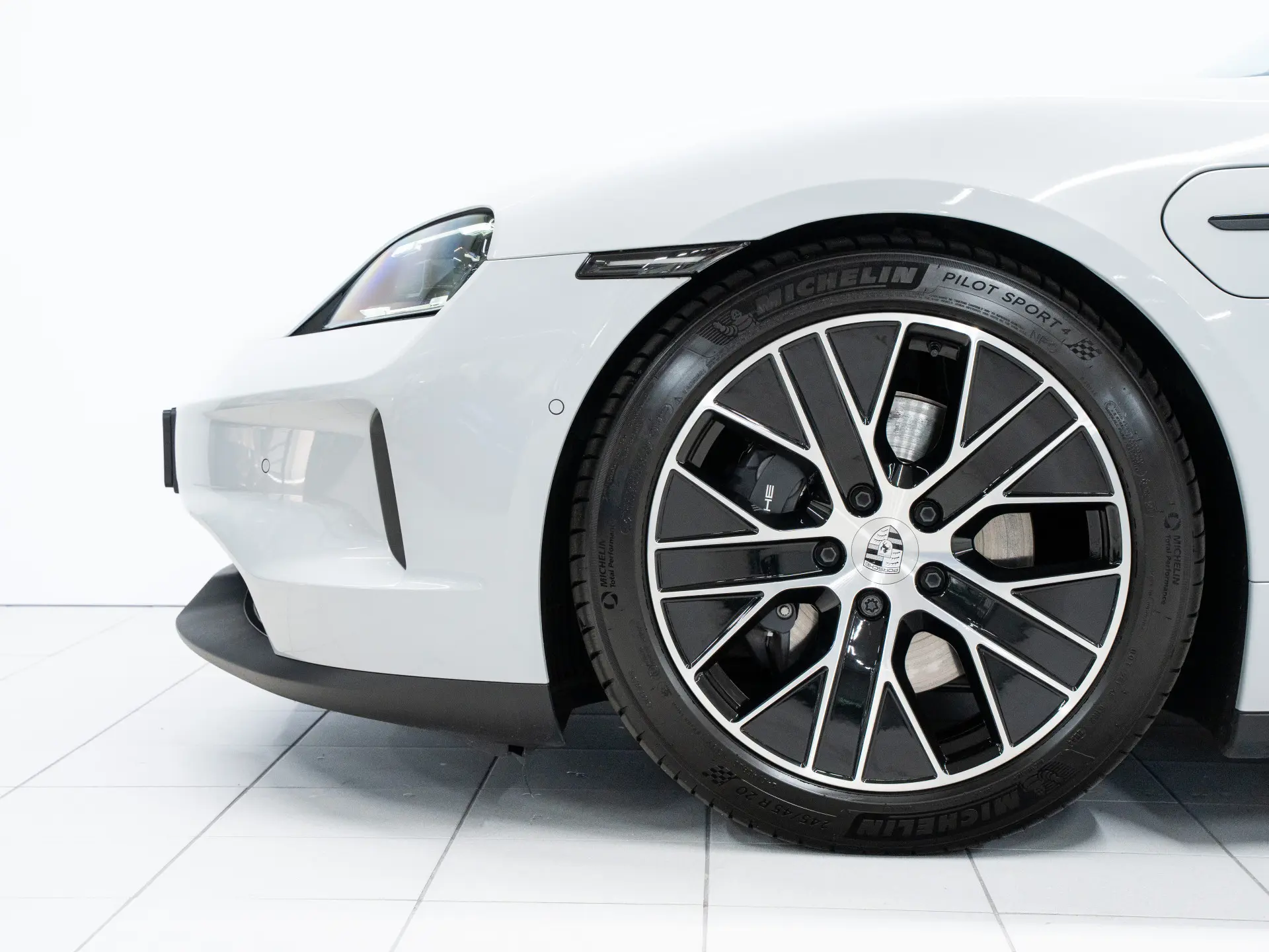 Taycan Sport Tursimo