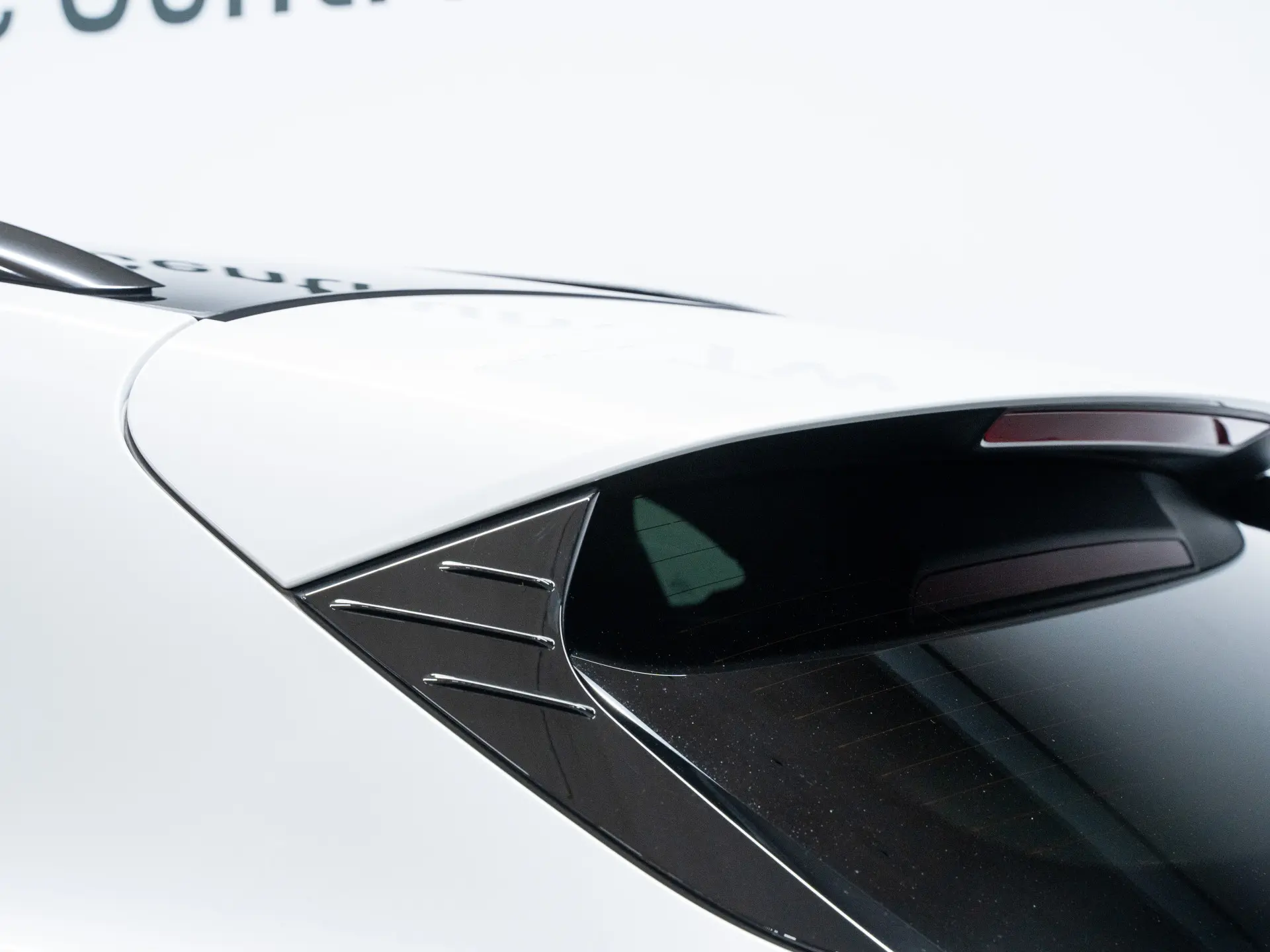 Taycan Sport Tursimo