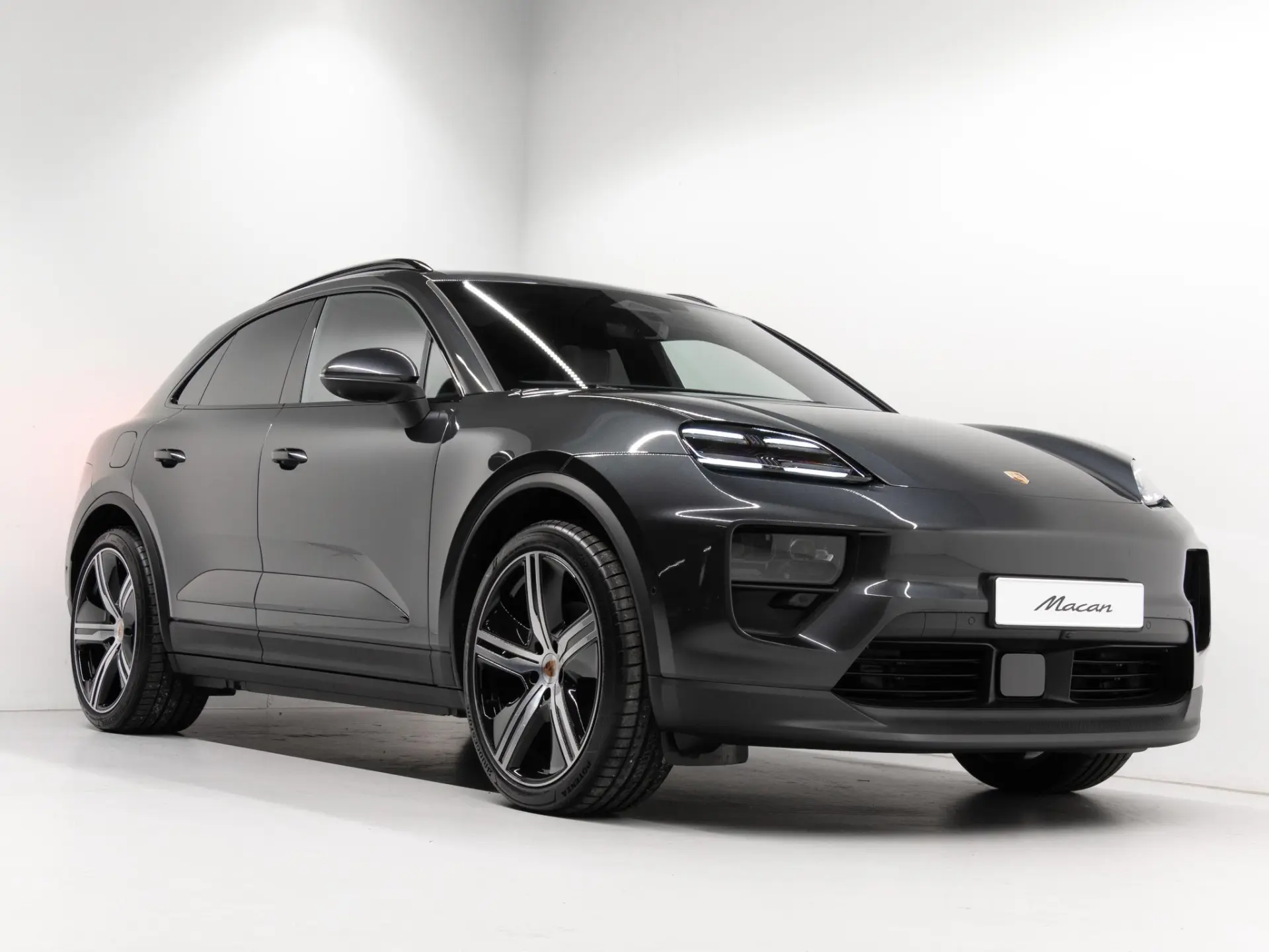 Macan 4