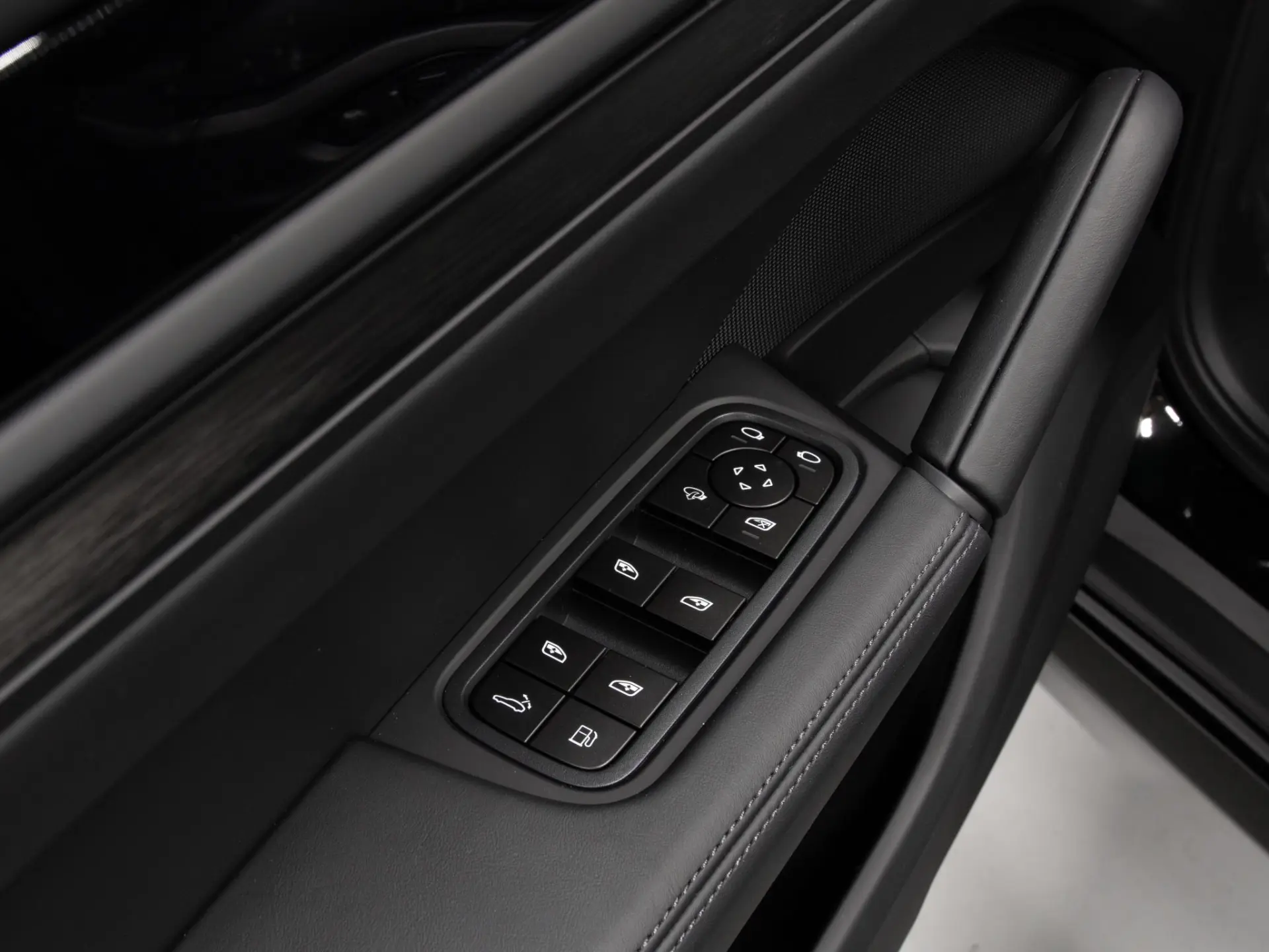 Cayenne E-Hybrid Coupé Black Edition