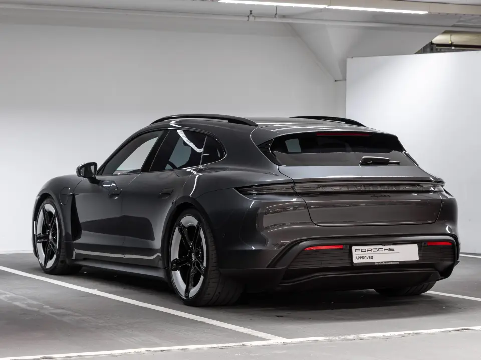 Porsche Taycan Sport Tursimo
