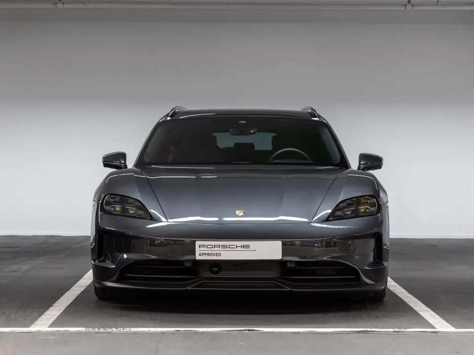 Taycan Sport Tursimo