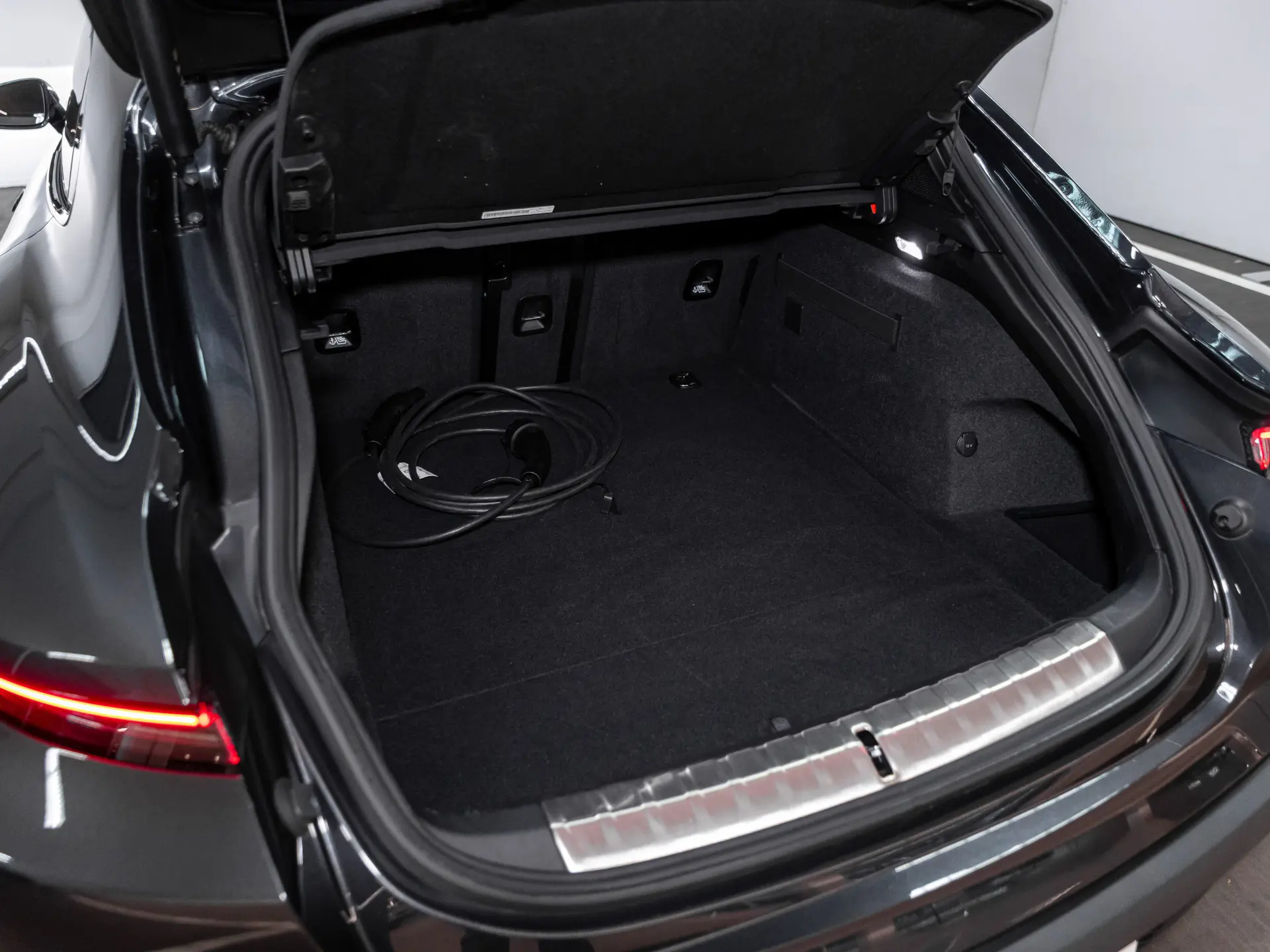 Taycan Sport Tursimo