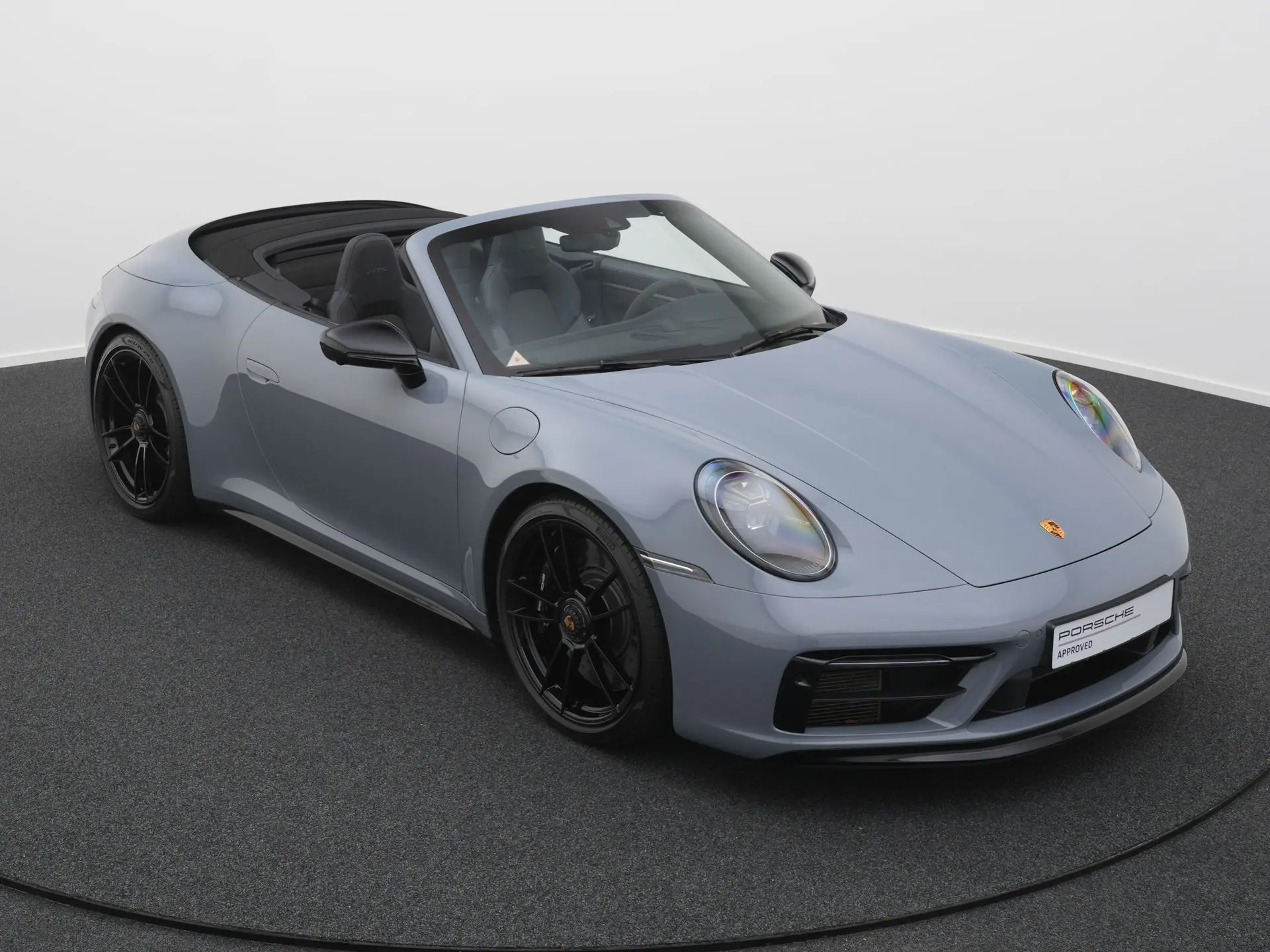 911 Carrera 4 GTS Cabriolet