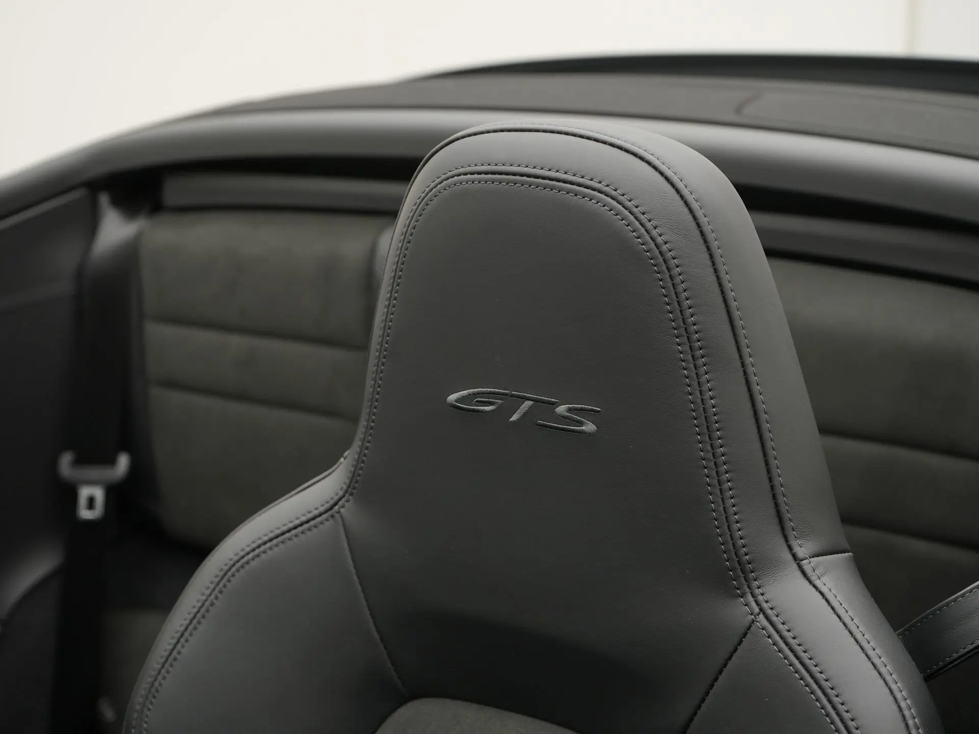 911 Carrera 4 GTS Cabriolet