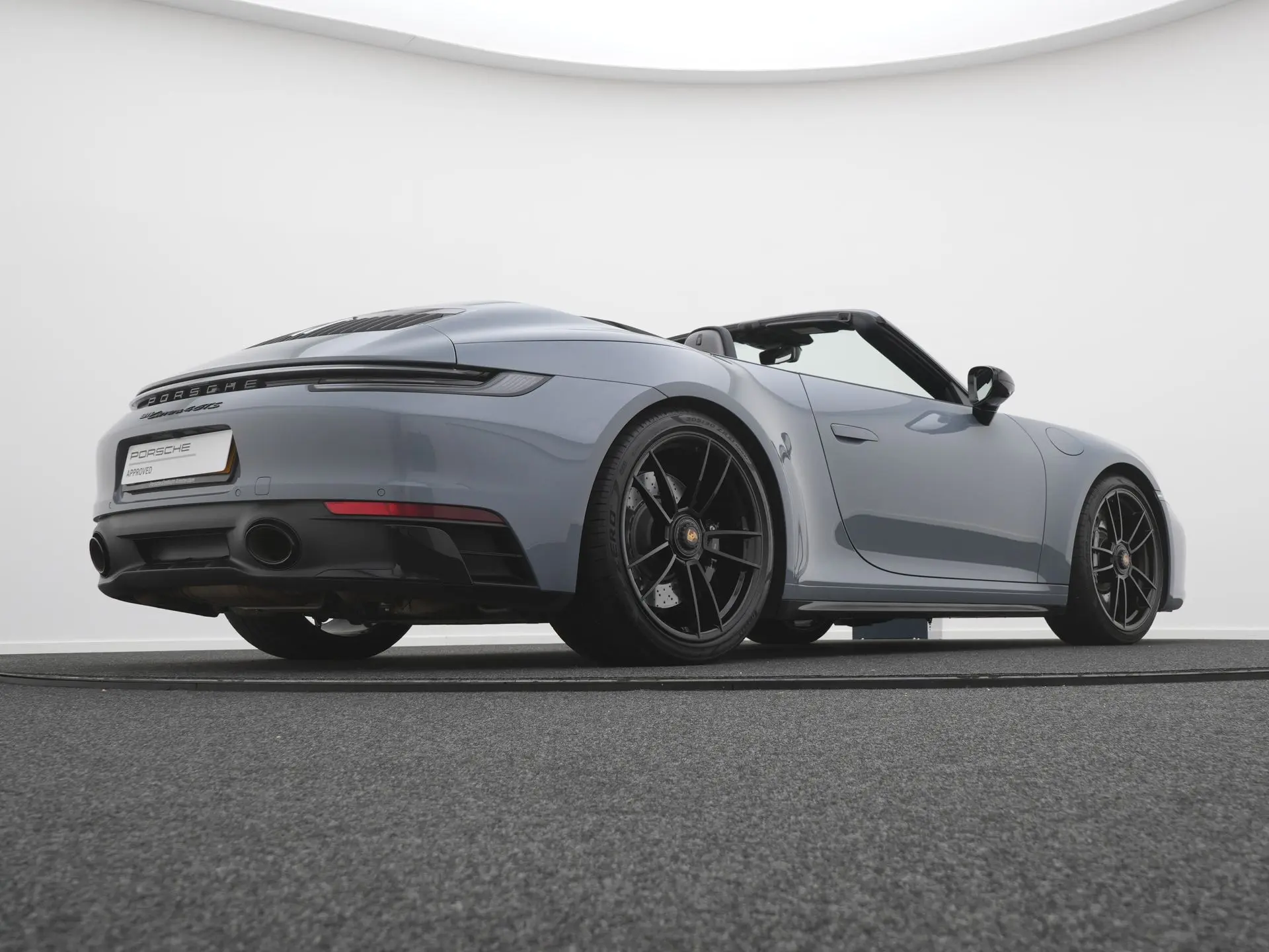 911 Carrera 4 GTS Cabriolet